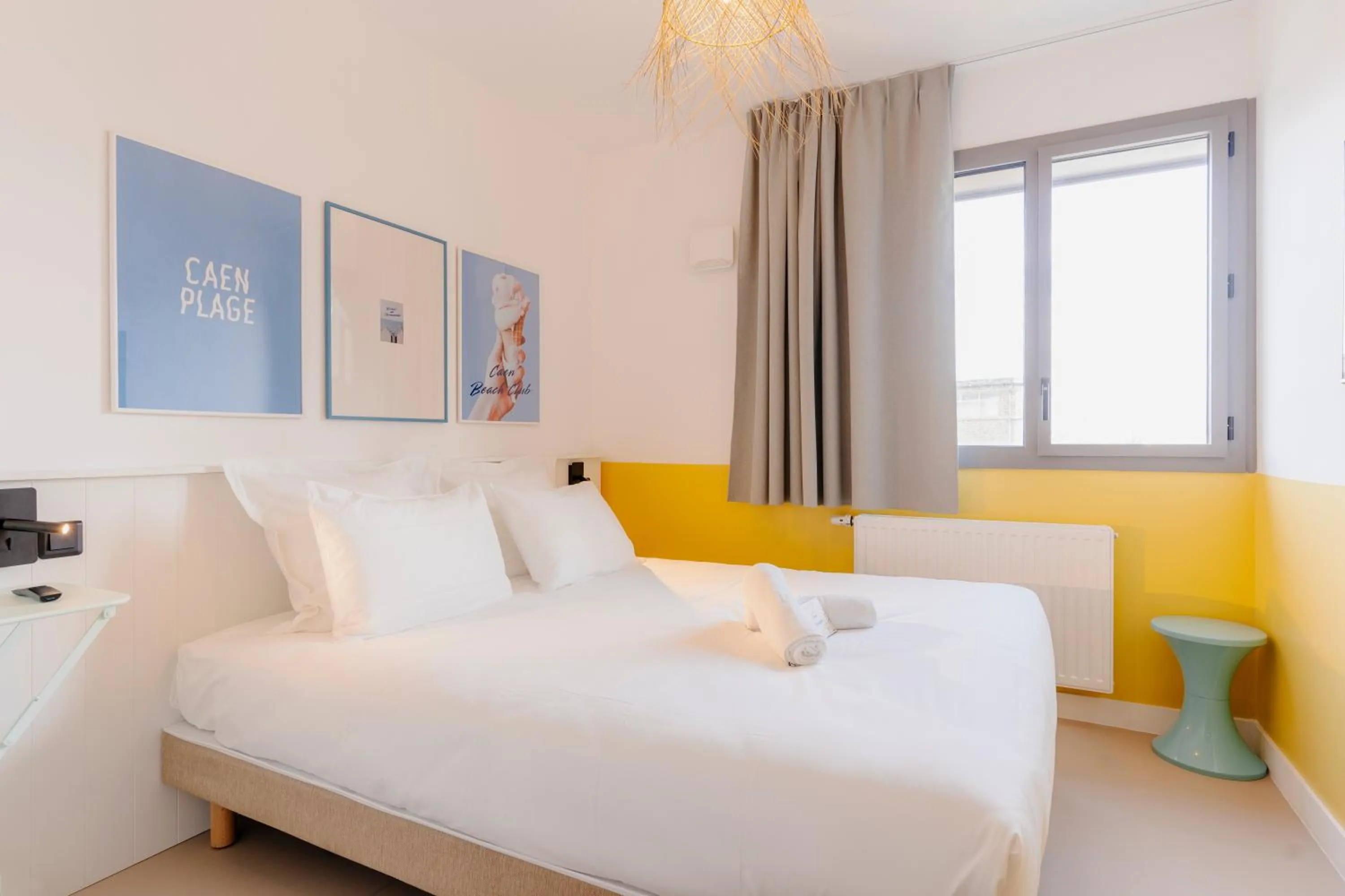 Bed in The People Caen