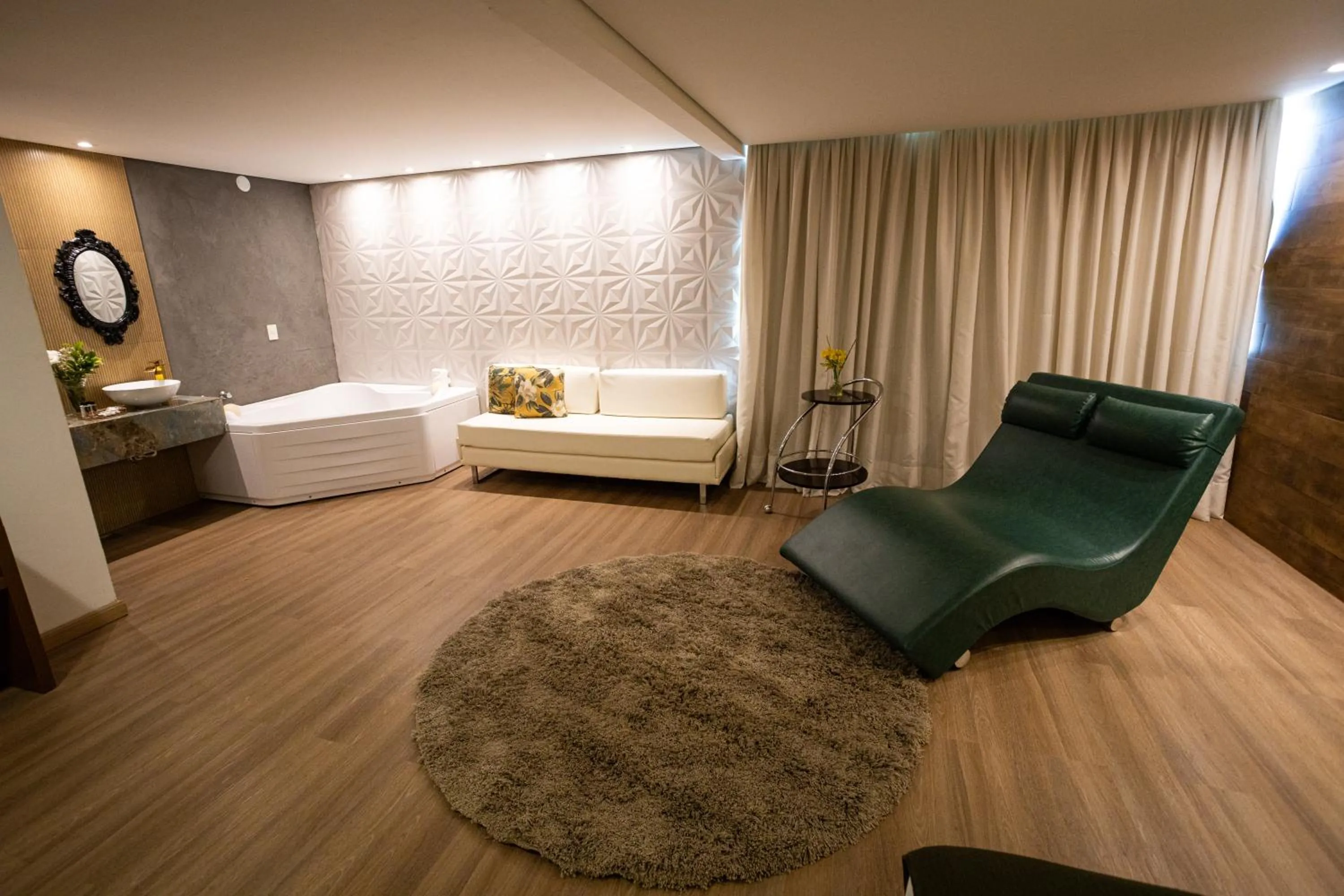 Living room in Alfa Hotel