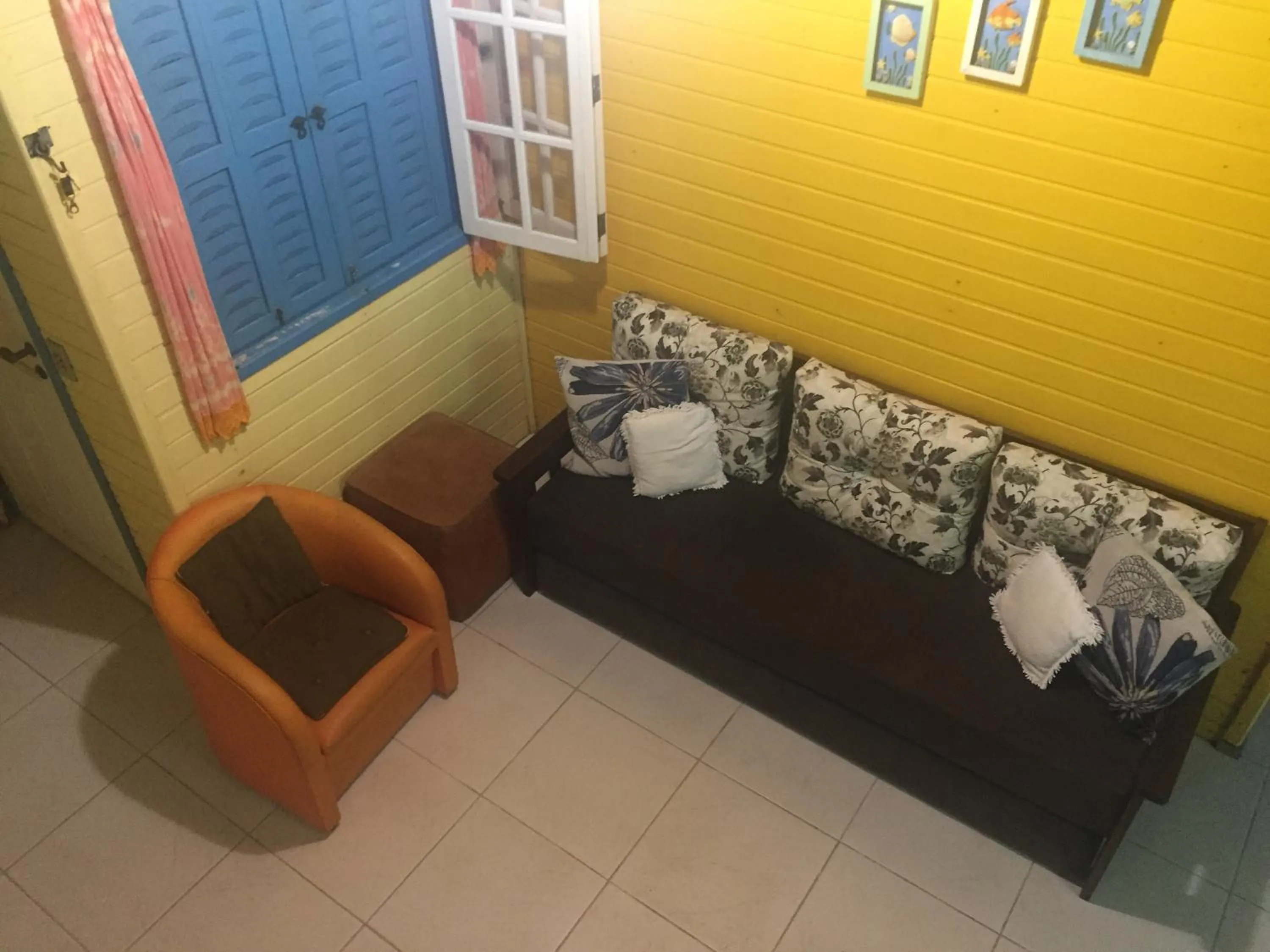 Seating area in Casa Guarda do Embaú