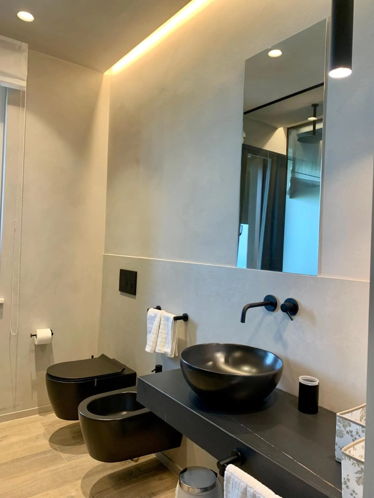 Bathroom in Villa Capodarco B&B