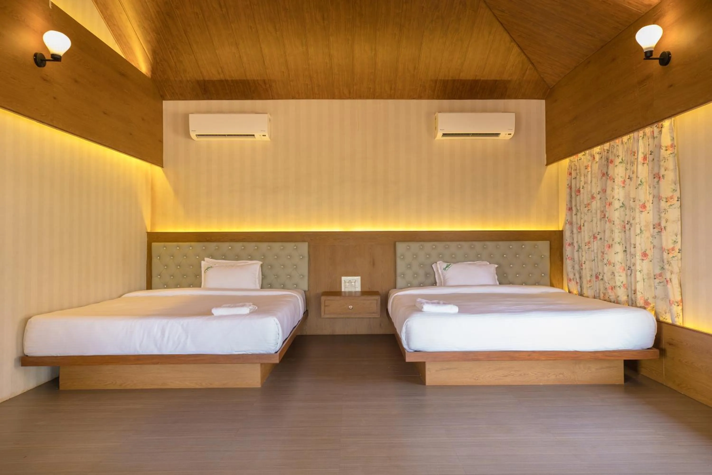 Bed in Urmilaa Green County Resort 35 KM From Kolhapur