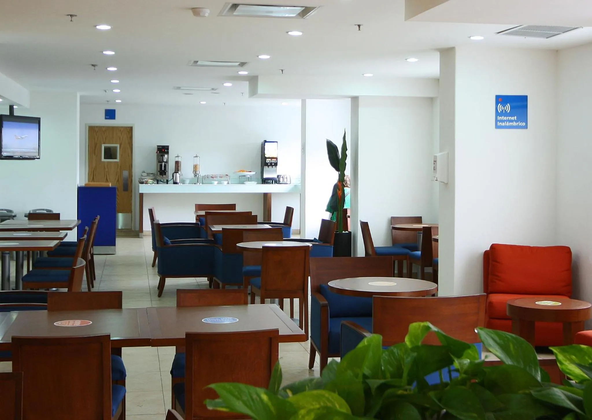 Restaurant/places to eat in One Guadalajara Centro Historico