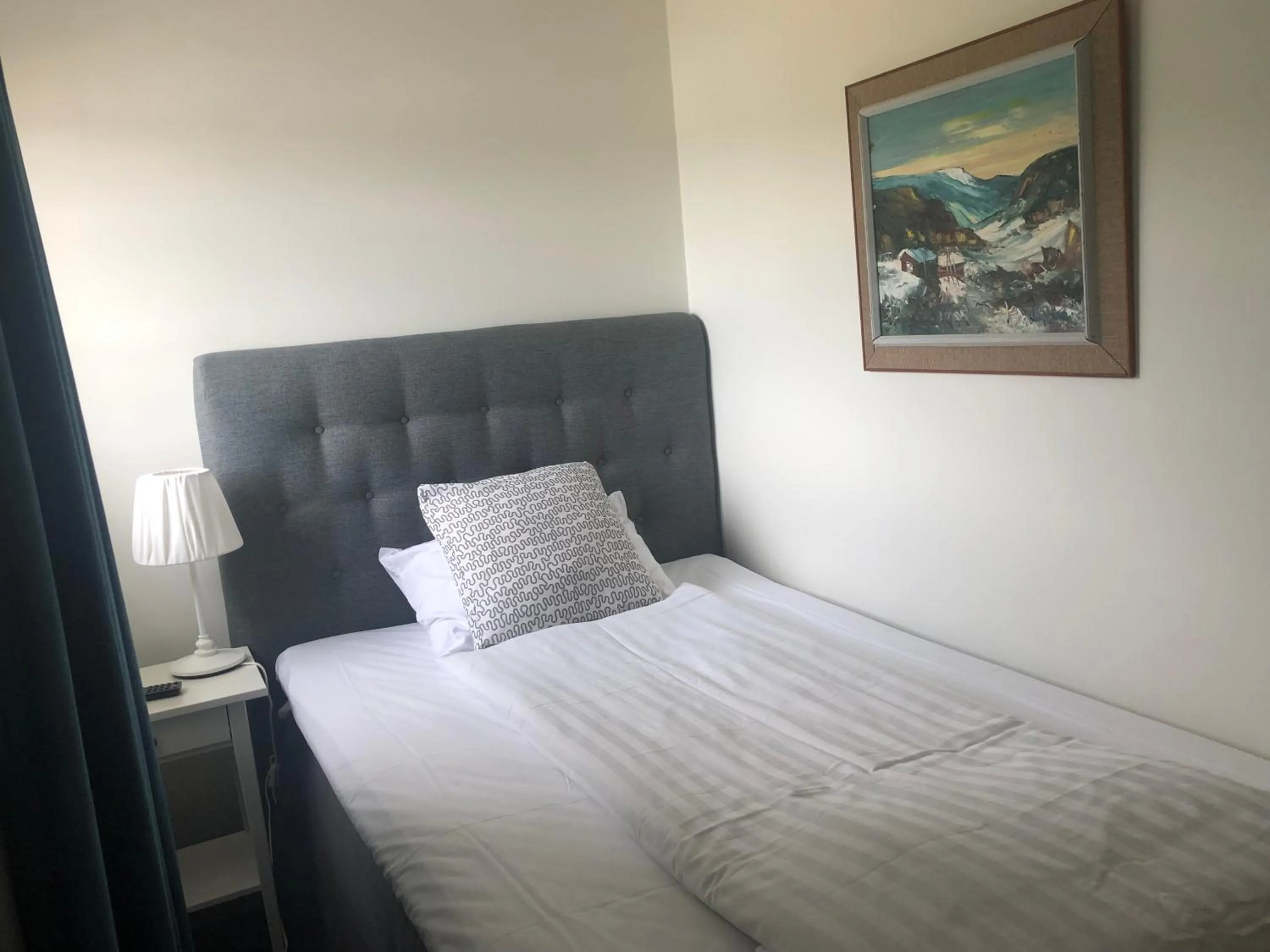 Bed in Skulesjön Hotell