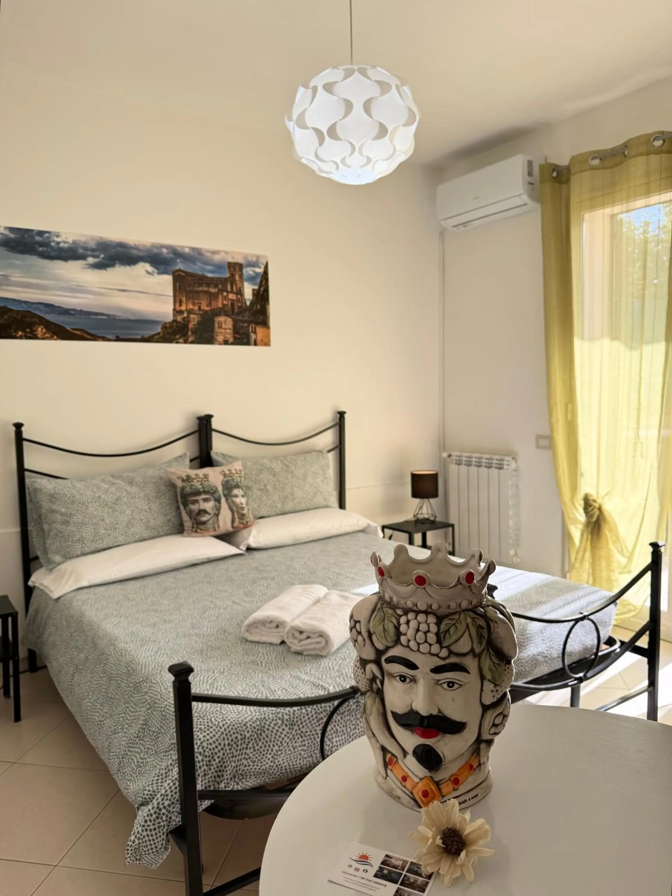 Bedroom, Bed in New Naxos Village