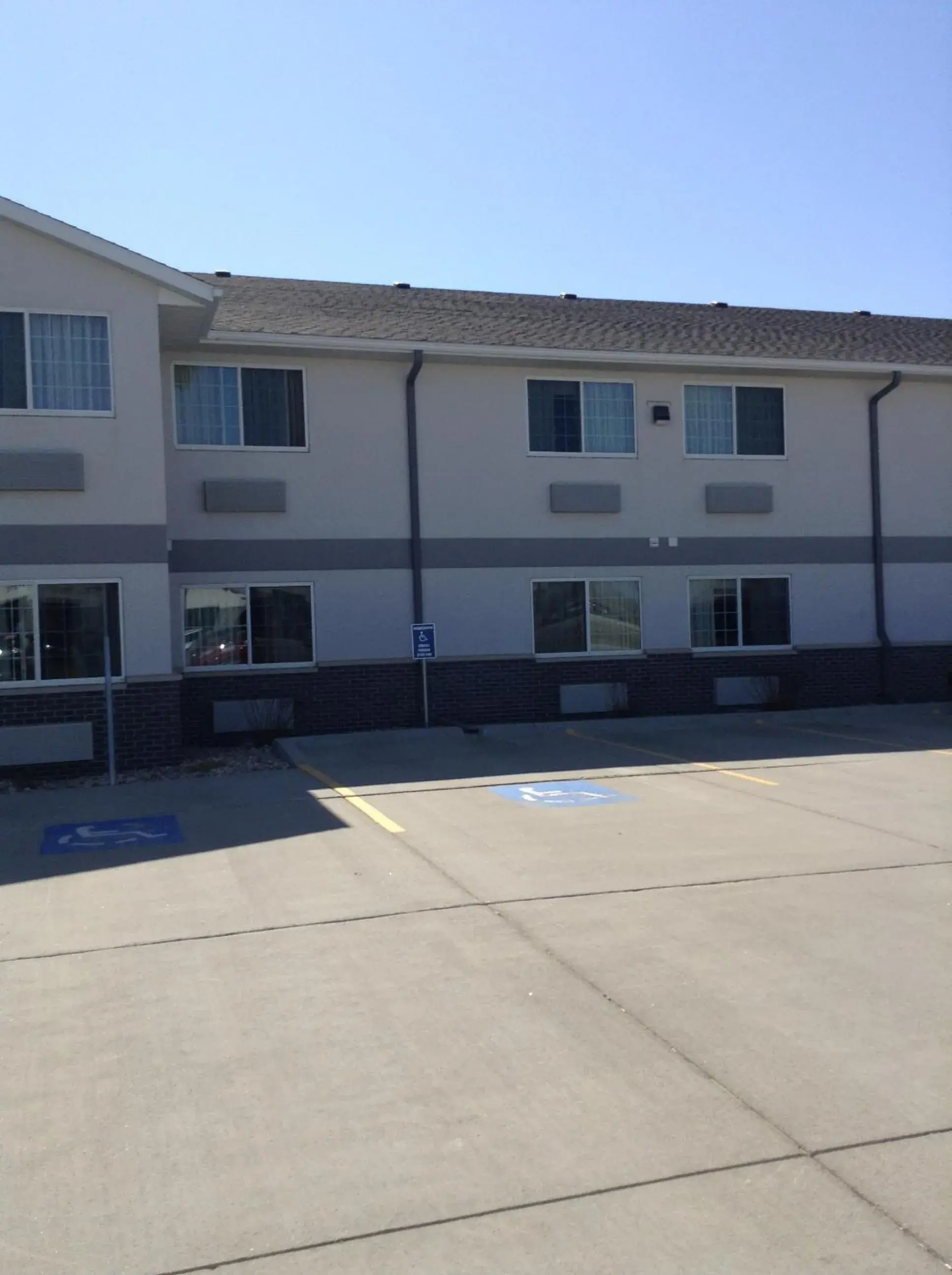 Property building in Days Inn by Wyndham Carroll Property building in Days Inn by Wyndham Carroll