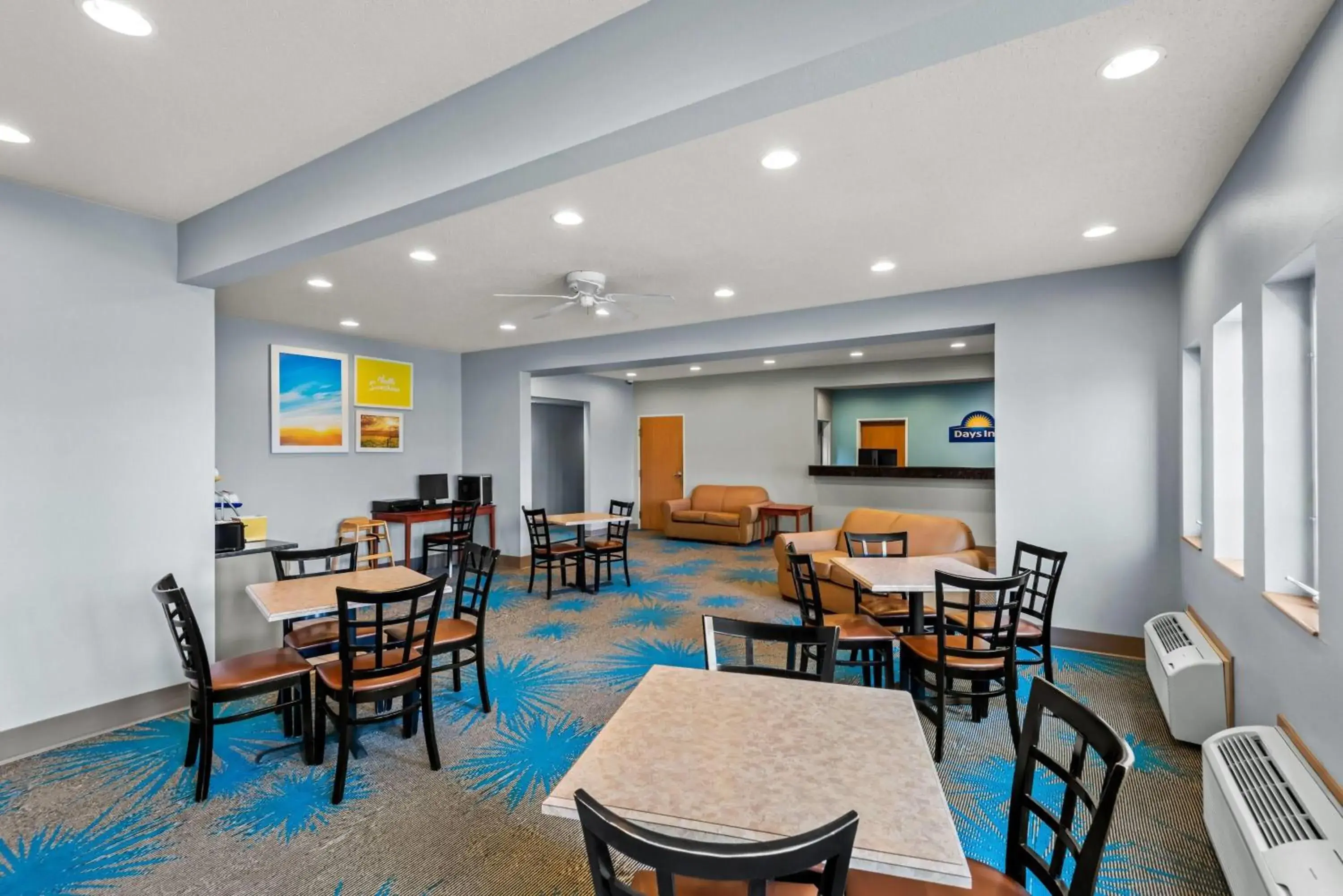 Restaurant/places to eat in Days Inn by Wyndham Carroll Restaurant/places to eat in Days Inn by Wyndham Carroll