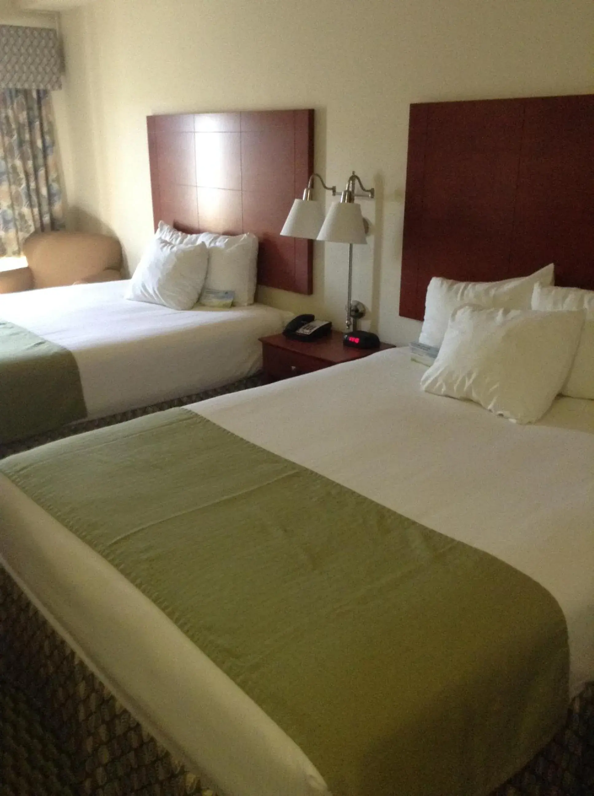 Bed in Days Inn by Wyndham Carroll Bed in Days Inn by Wyndham Carroll