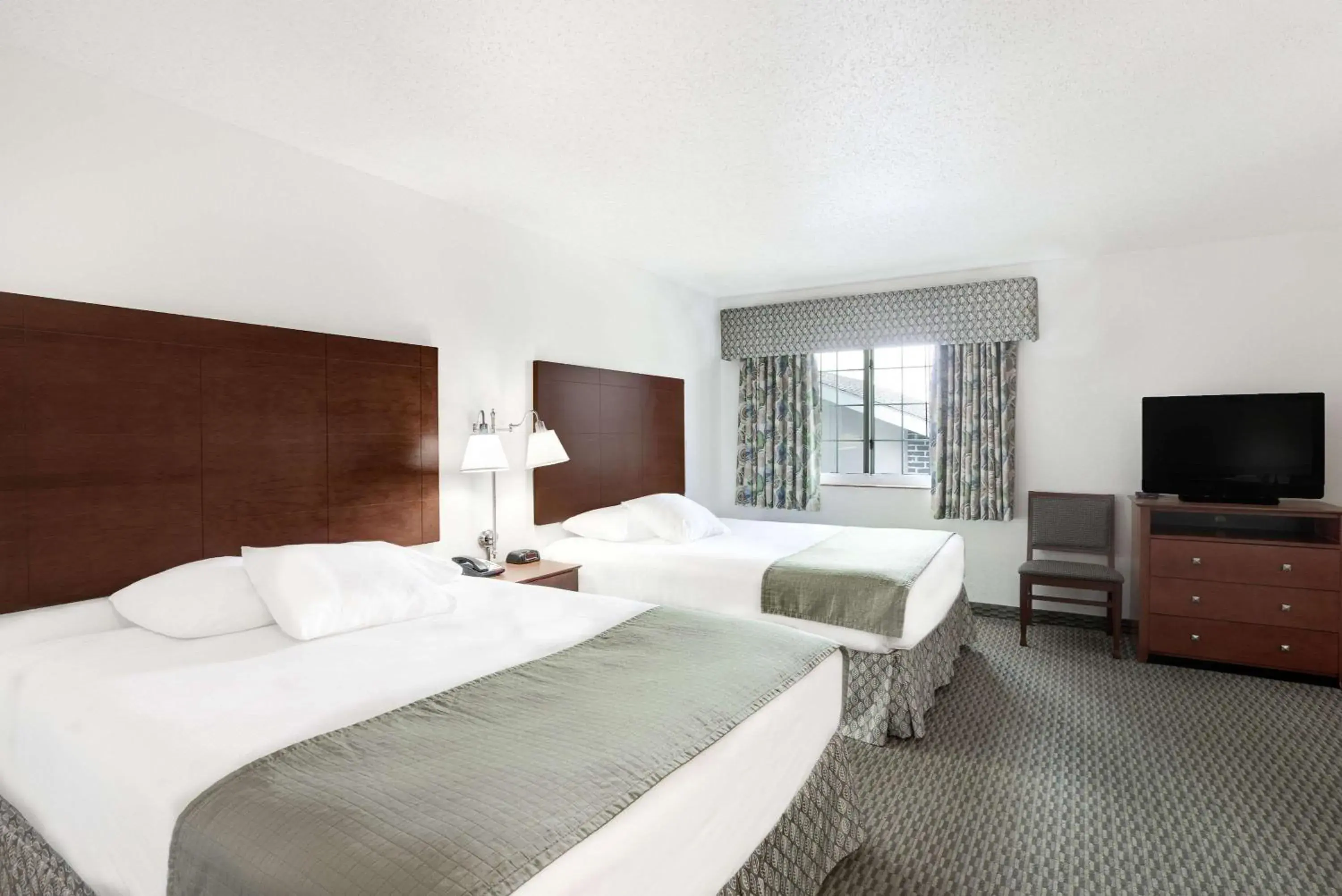 Photo of the whole room, Bed in Days Inn by Wyndham Carroll Photo of the whole room, Bed in Days Inn by Wyndham Carroll