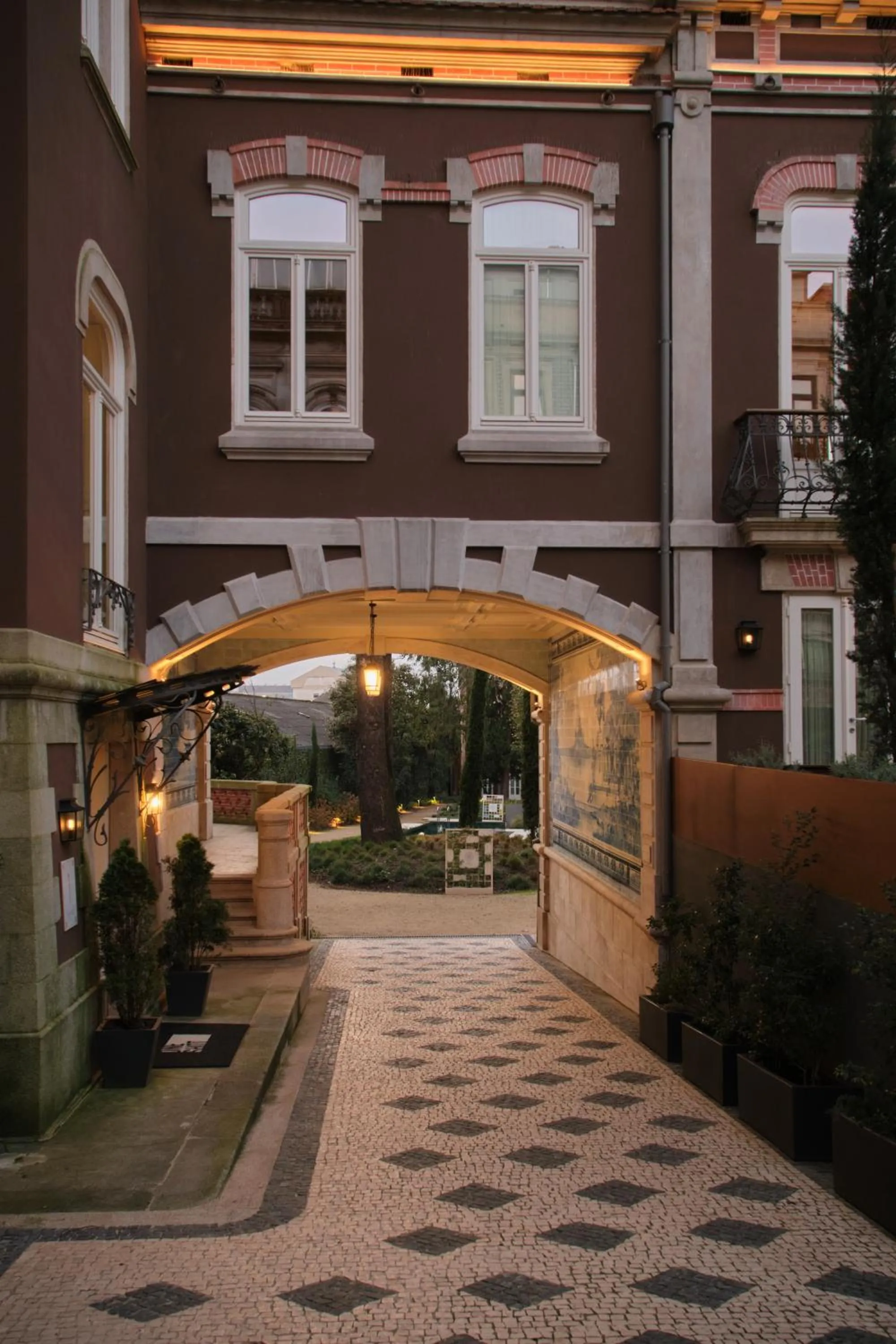 Property building in One Shot Palácio Cedofeita