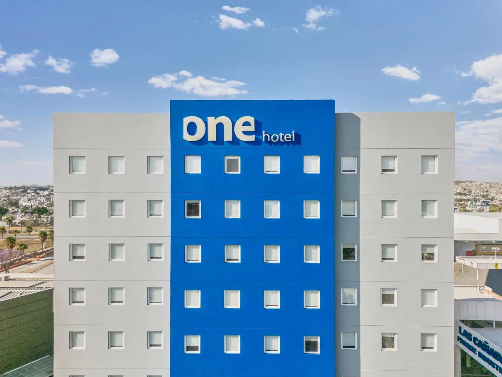 Property building in One Guadalajara Periferico Norte Property building in One Guadalajara Periferico Norte