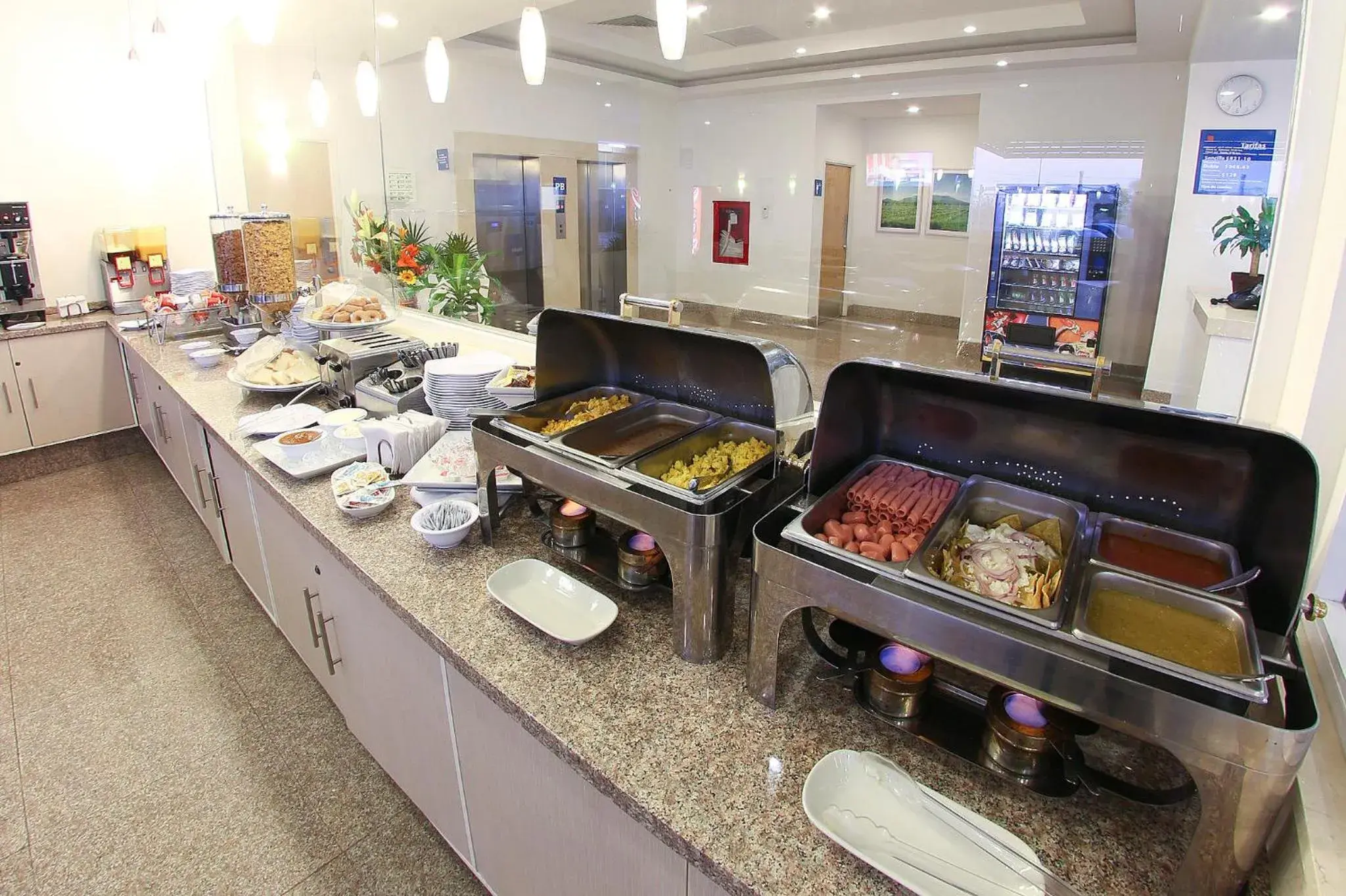 Restaurant/places to eat in One Guadalajara Periferico Norte Restaurant/places to eat in One Guadalajara Periferico Norte