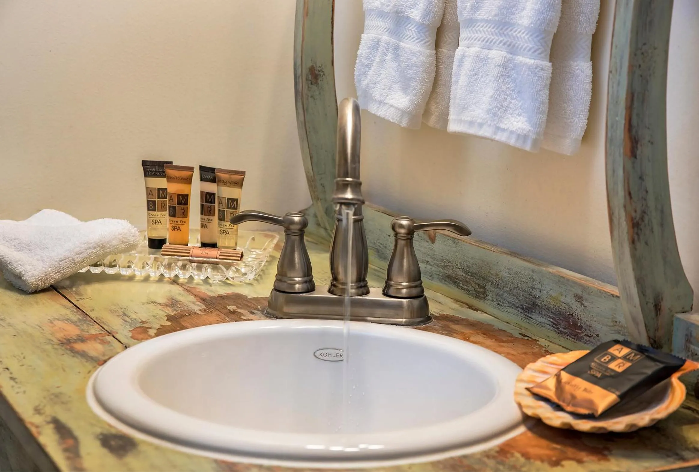 Clementine's Guest House & Vacation Rentals