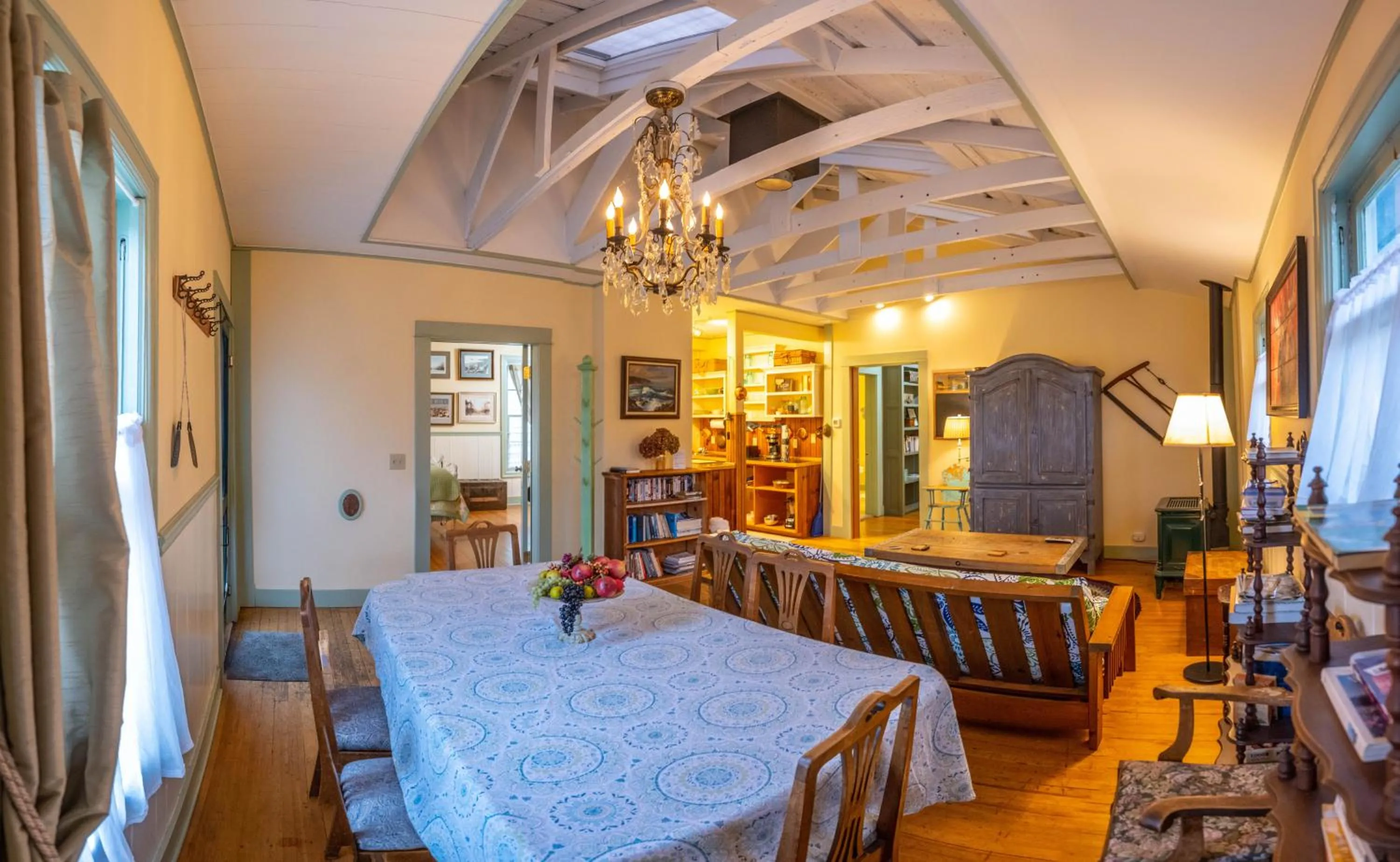 Clementine's Guest House & Vacation Rentals