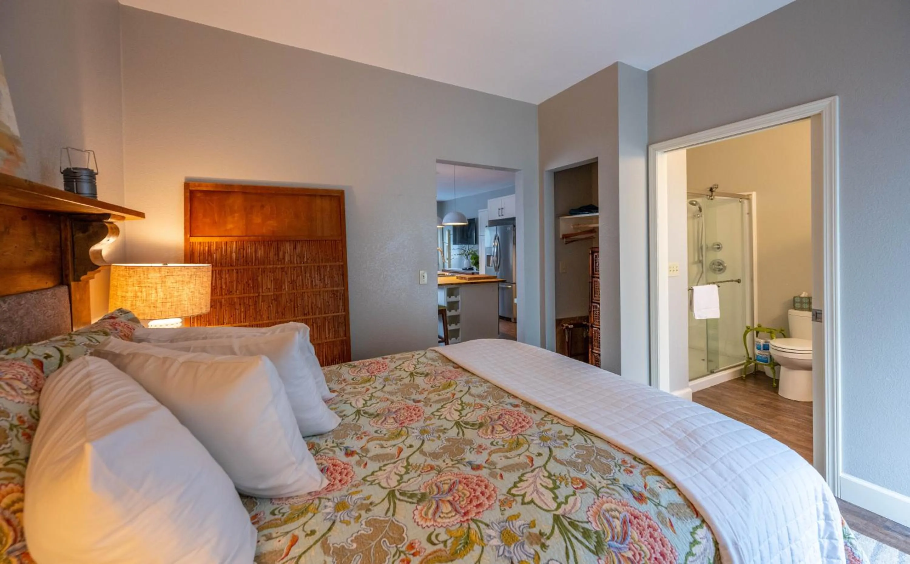 Bed in Clementine's Guest House & Vacation Rentals