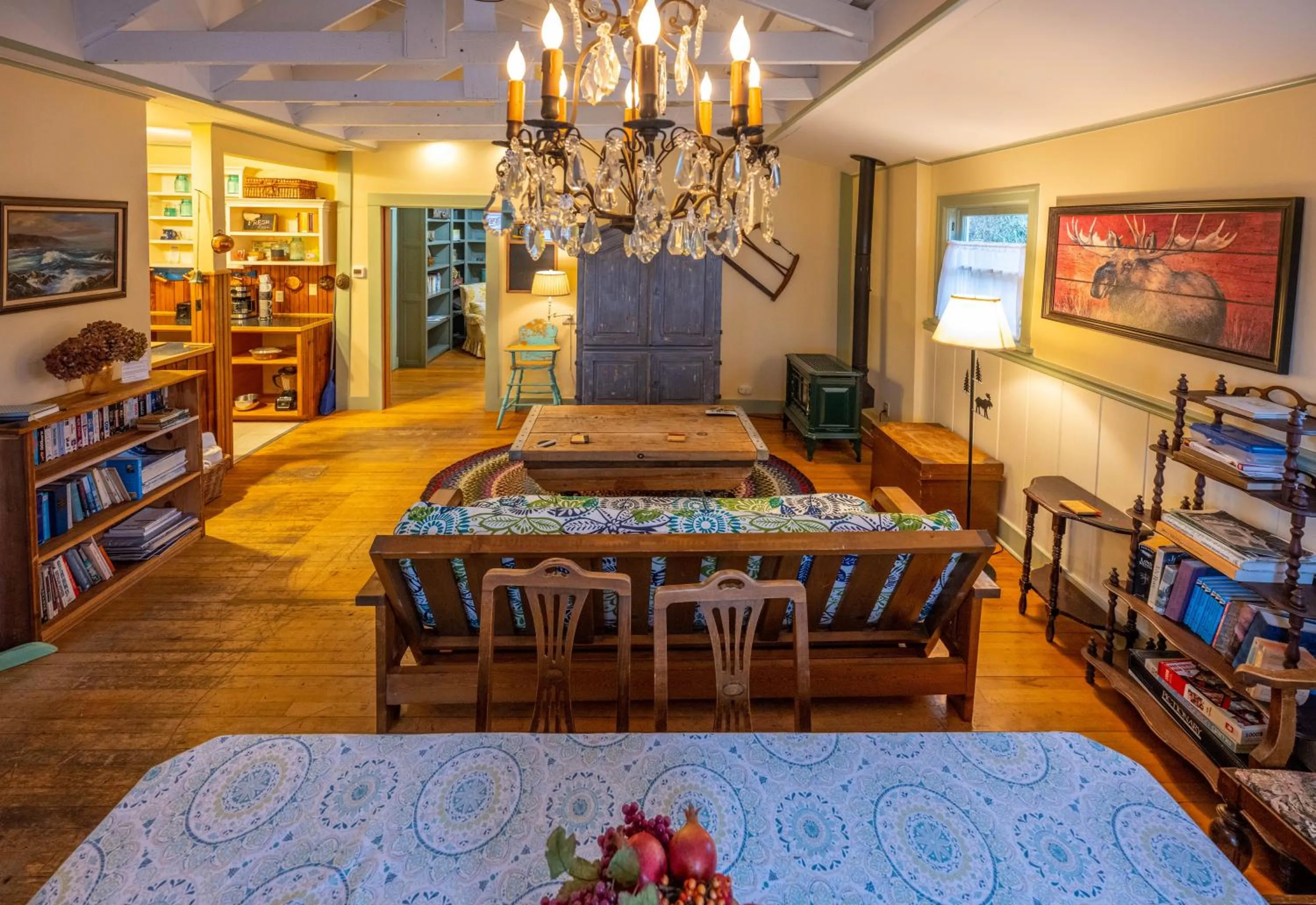 Bed in Clementine's Guest House & Vacation Rentals