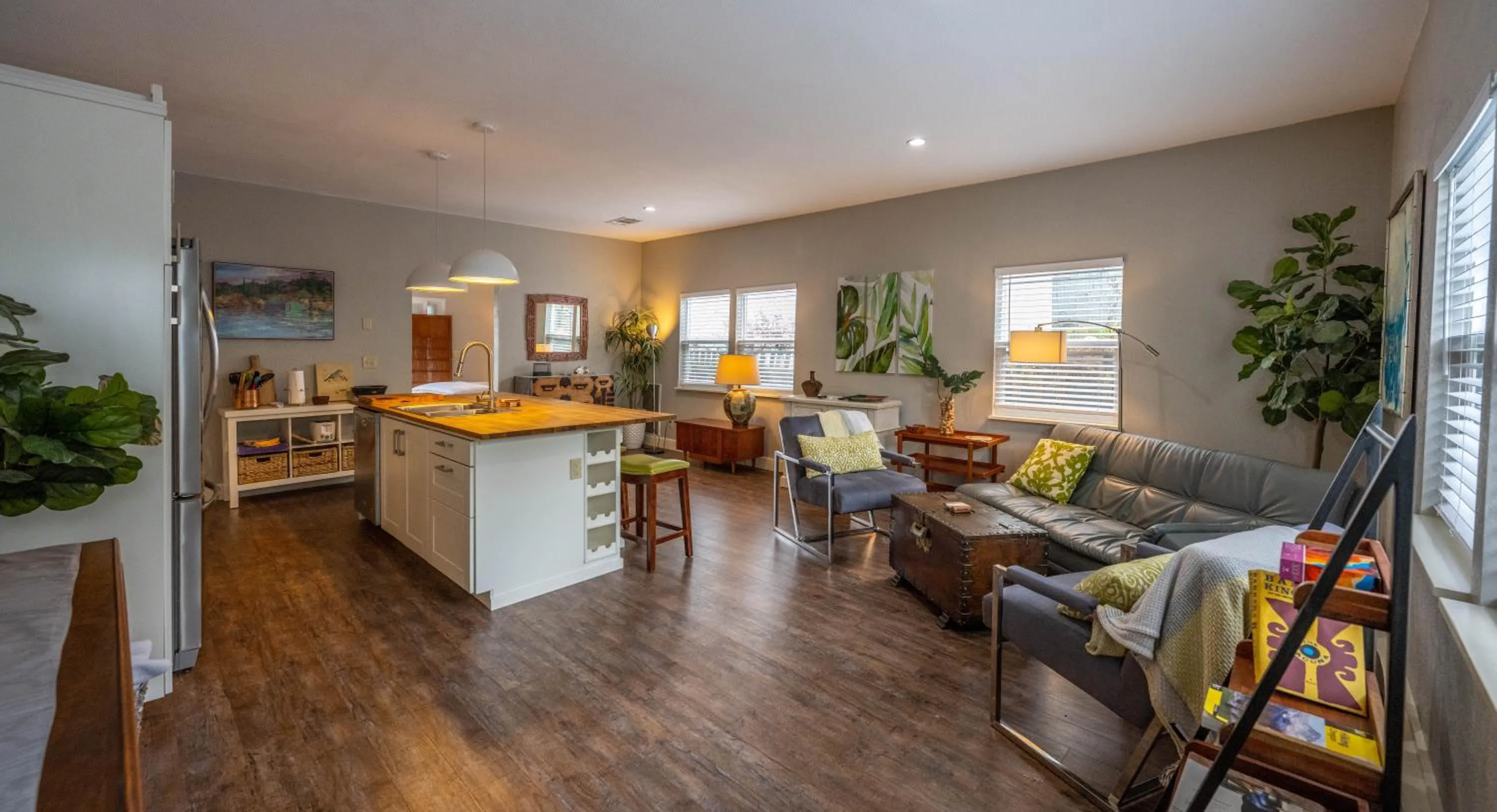 Clementine's Guest House & Vacation Rentals