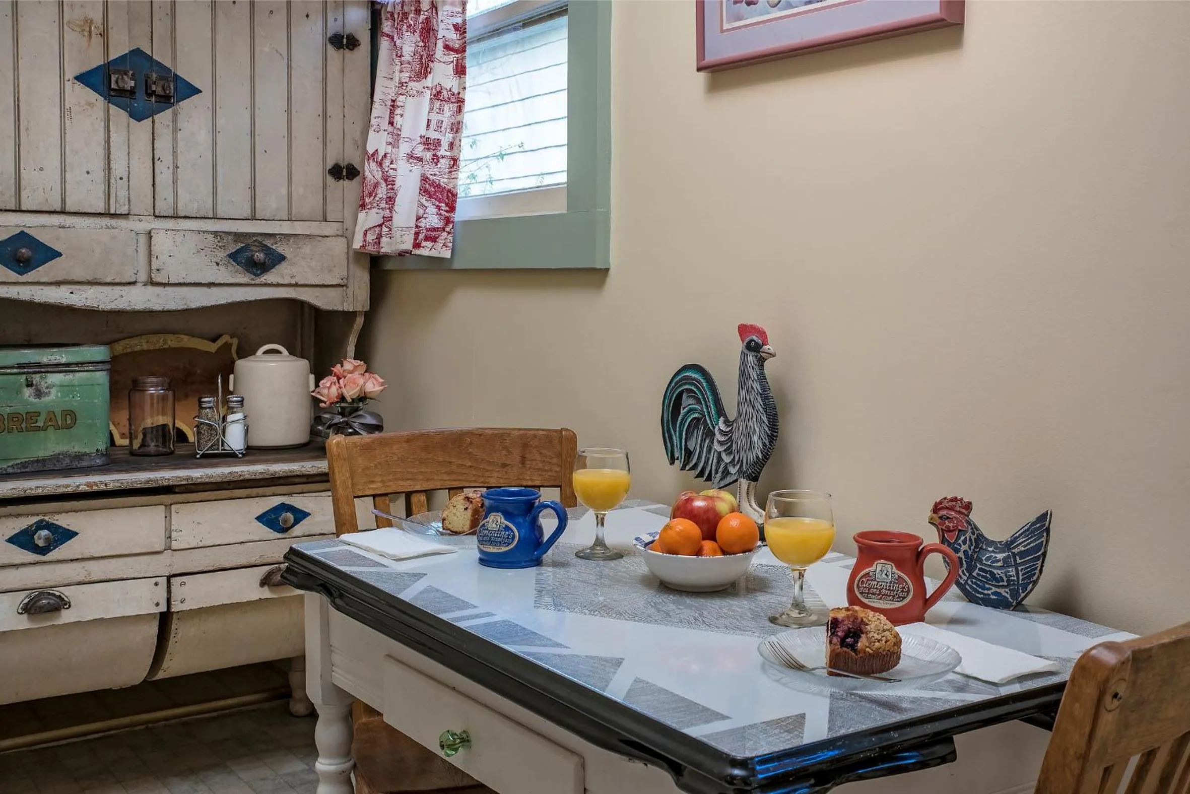 Dining area in Clementine's Guest House & Vacation Rentals