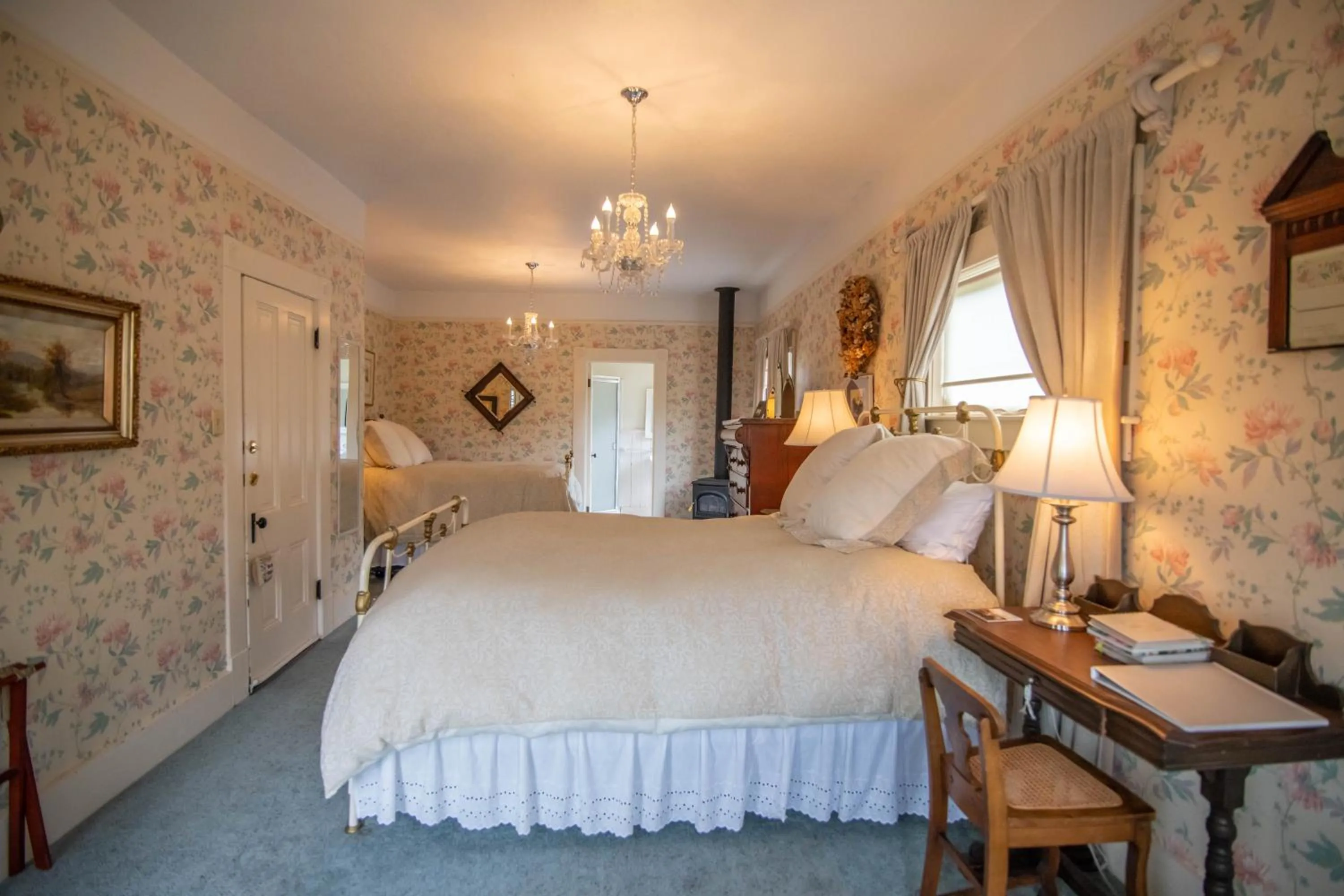 Bed in Clementine's Guest House & Vacation Rentals