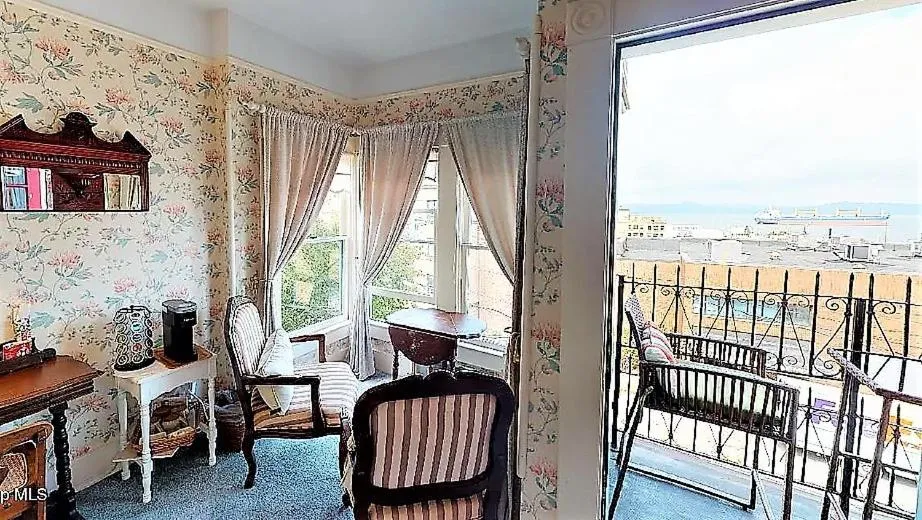 Clementine's Guest House & Vacation Rentals