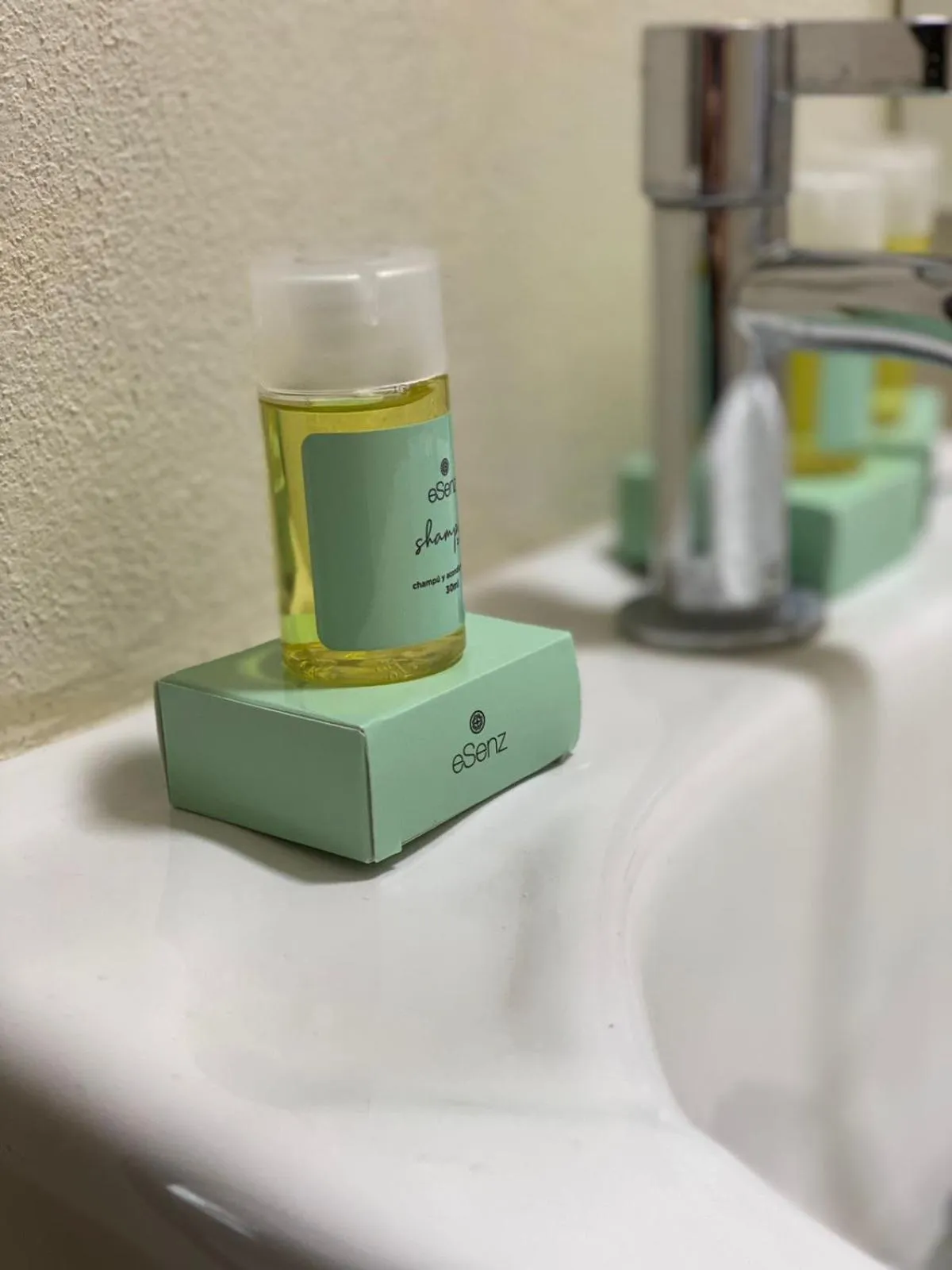 Bathroom in Hotel La Capilla - Suites & Apartments San Benito