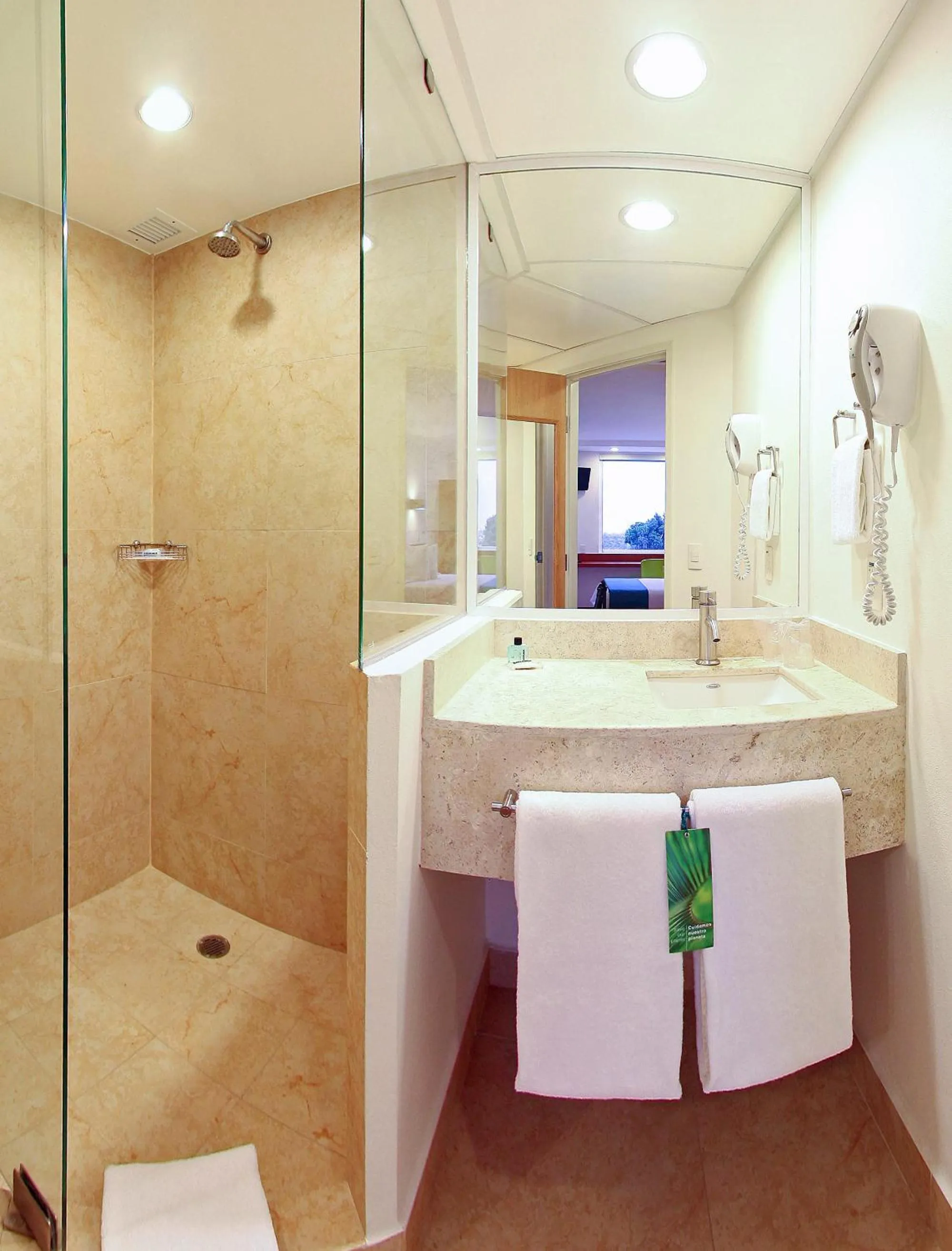 Bathroom in One Oaxaca Centro