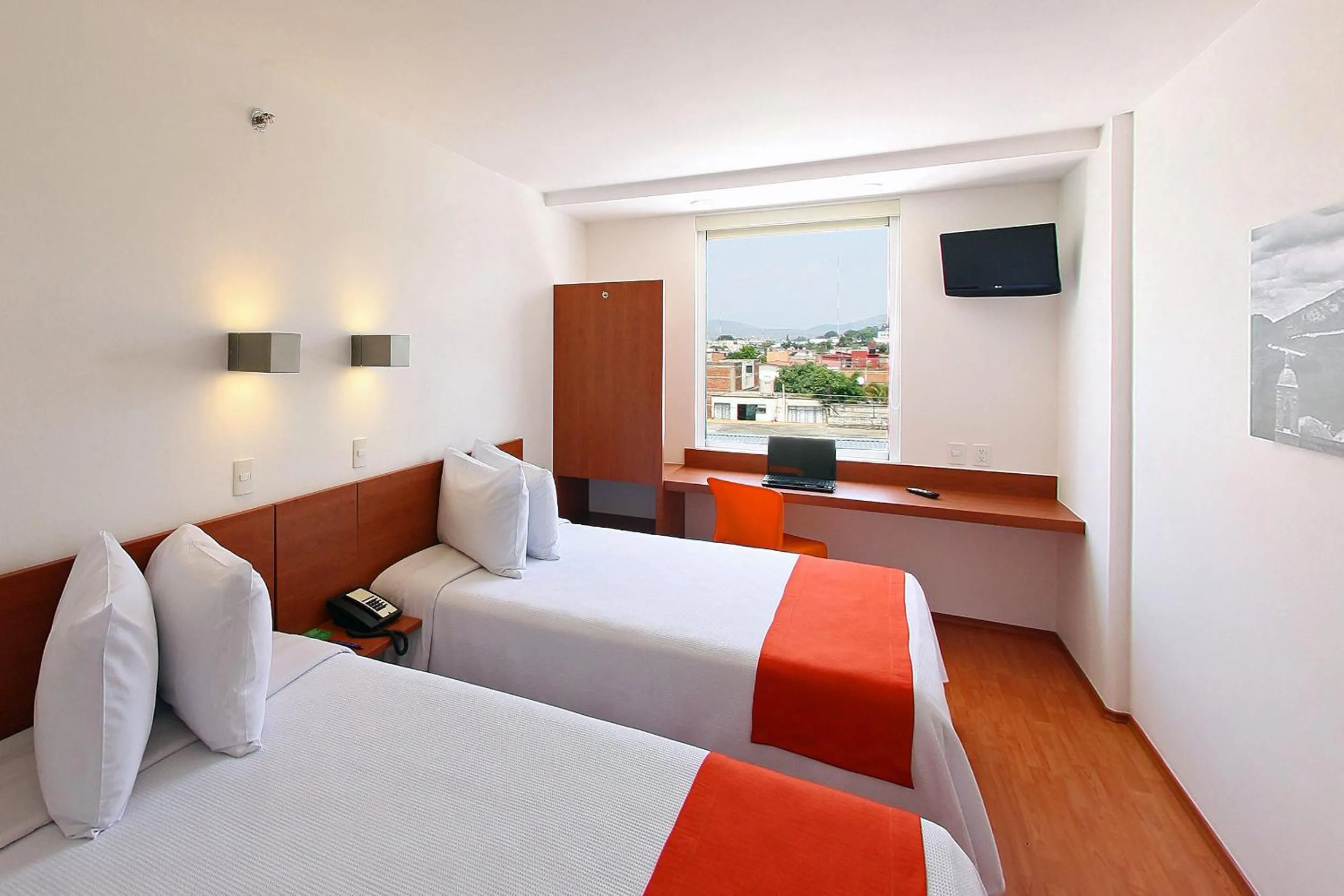 Bedroom, Bed in One Oaxaca Centro