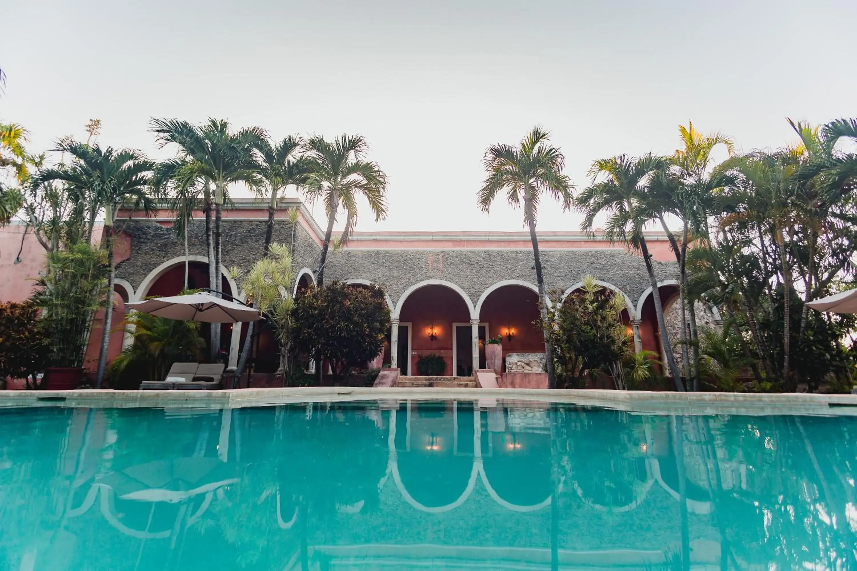 Swimming pool in Hacienda Sacnicte Swimming pool in Hacienda Sacnicte