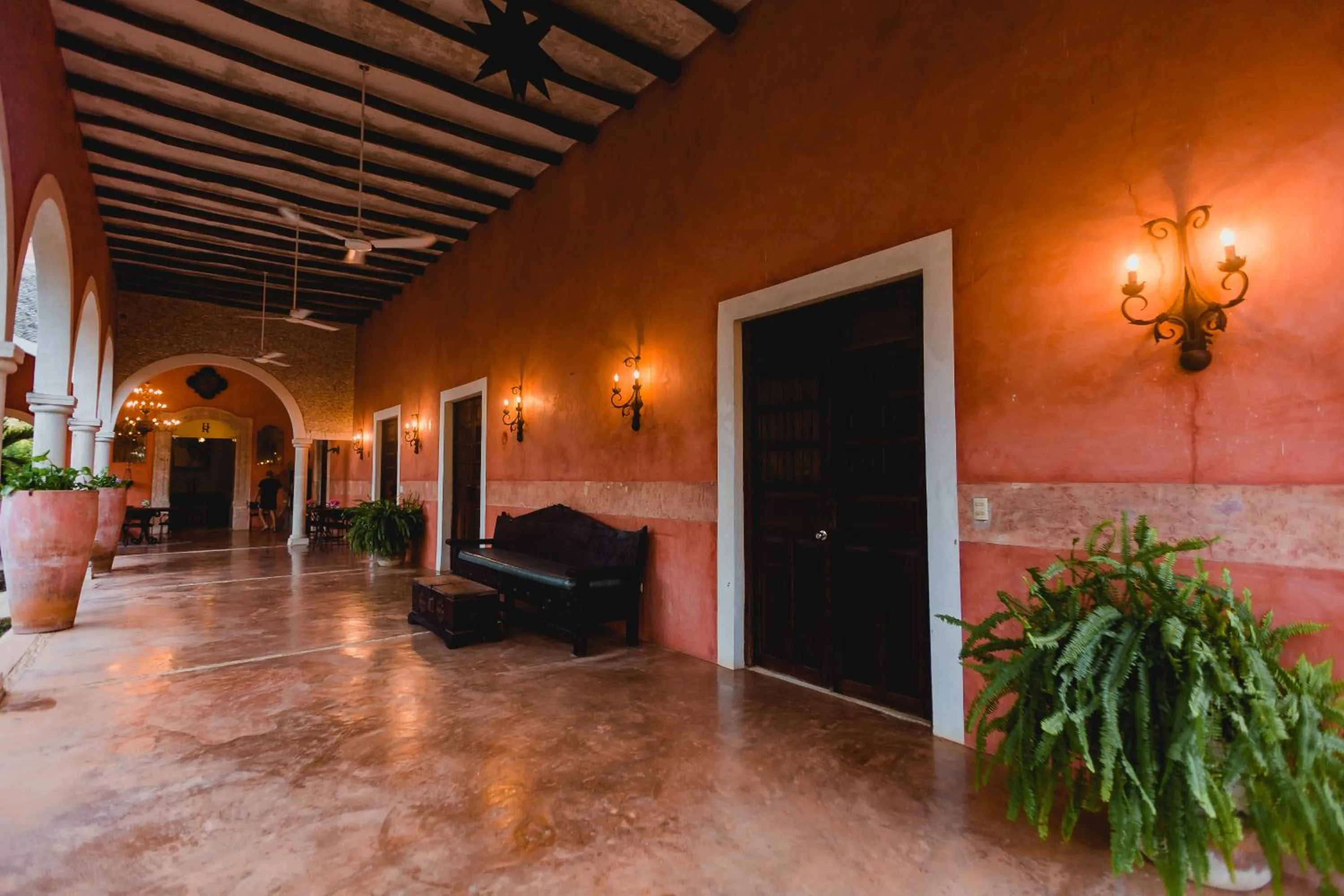 Facade/entrance in Hacienda Sacnicte