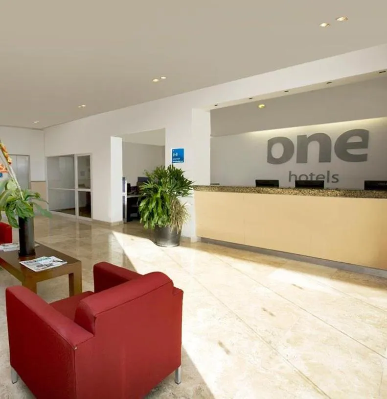 Lobby or reception in One San Luis Potosi Glorieta Juarez