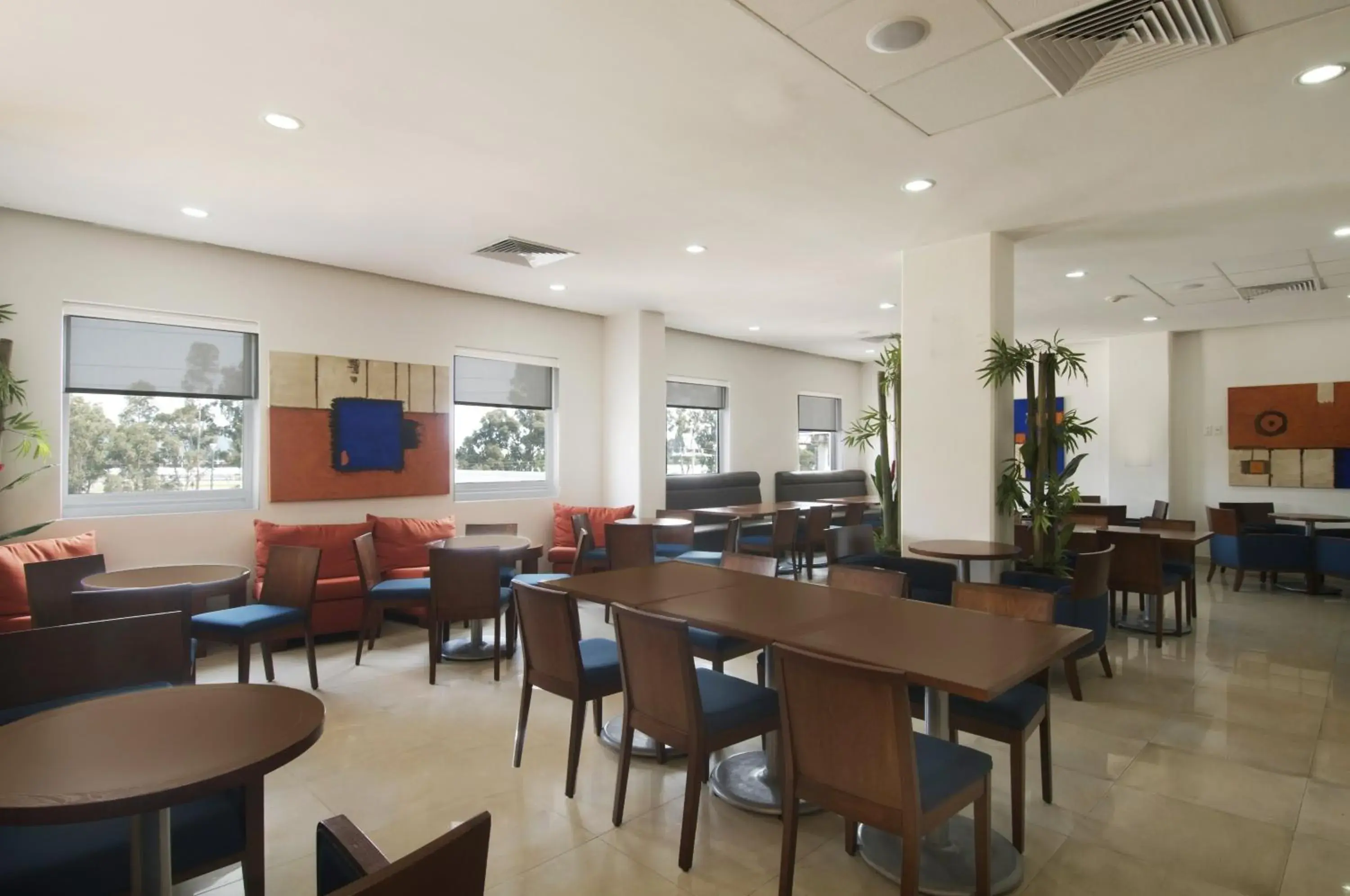 Restaurant/places to eat in One Puebla FINSA Restaurant/places to eat in One Puebla FINSA