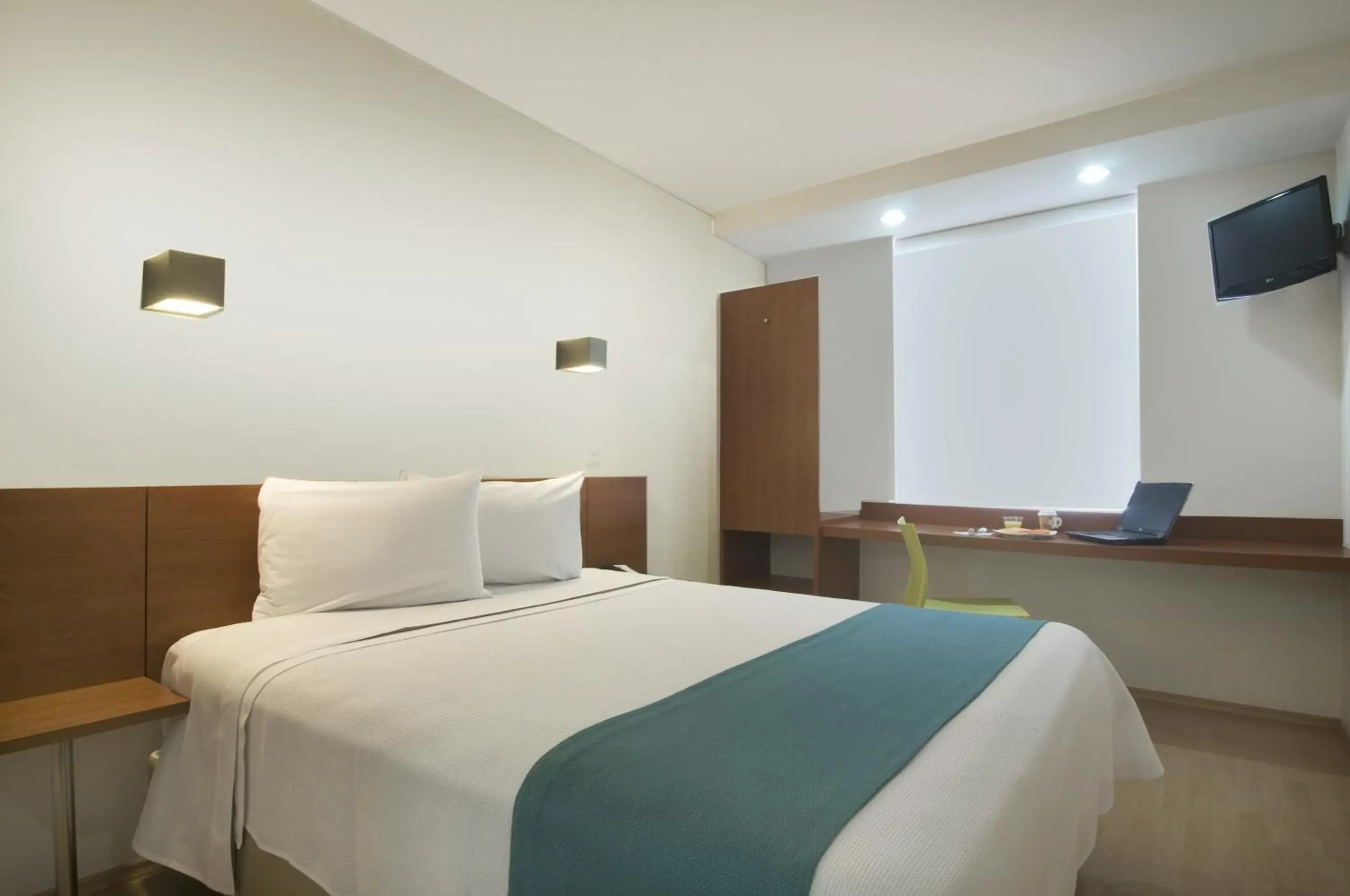 Superior Queen Room in One Puebla FINSA Superior Queen Room in One Puebla FINSA