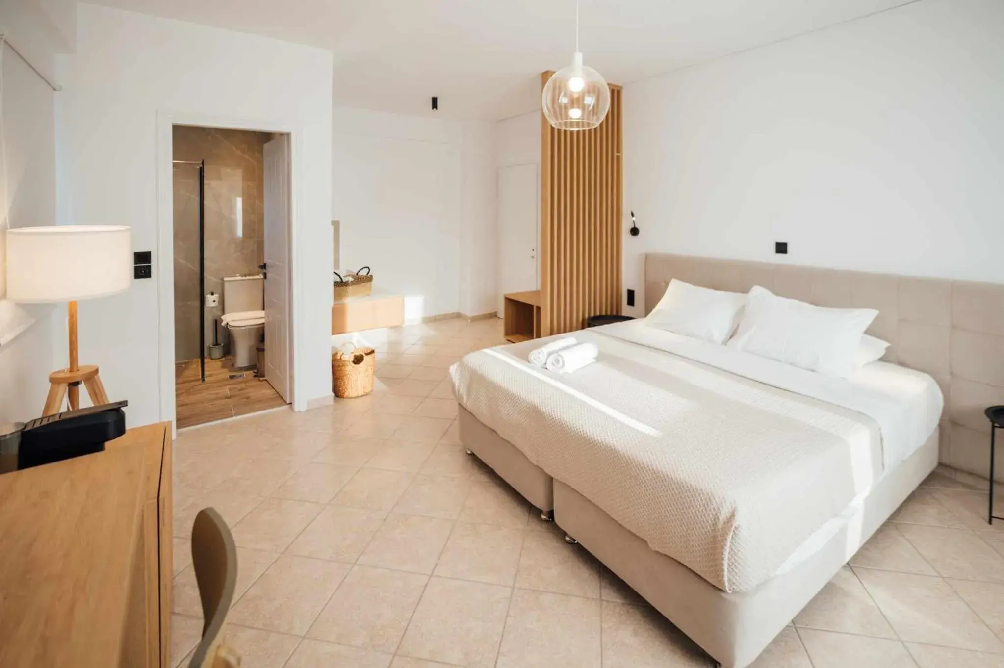 Thirsty Dog Urban Port Studios Thirsty Dog Urban Port Studios