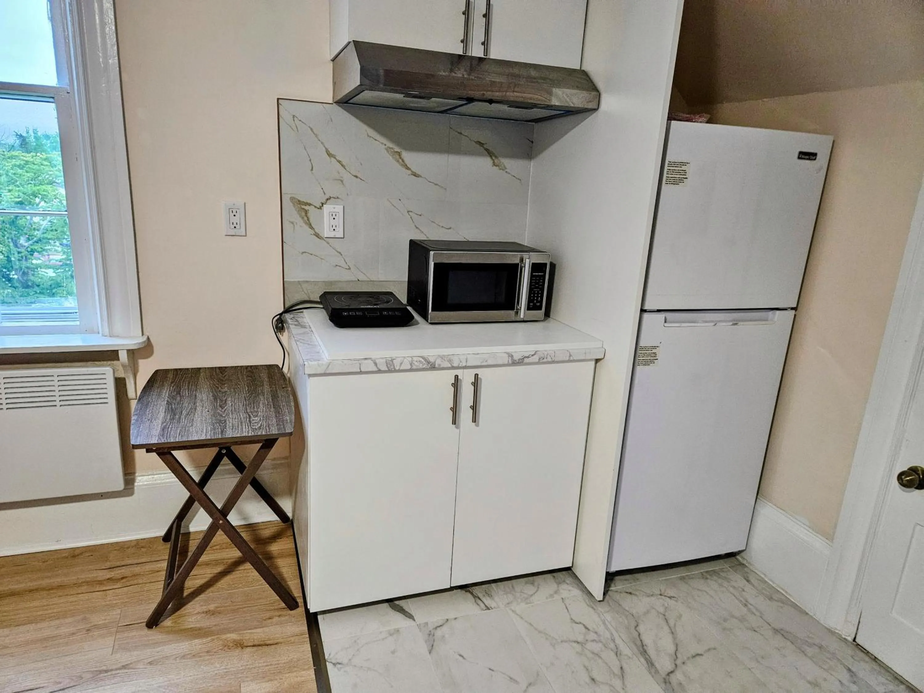 Sunflower Guest Suites