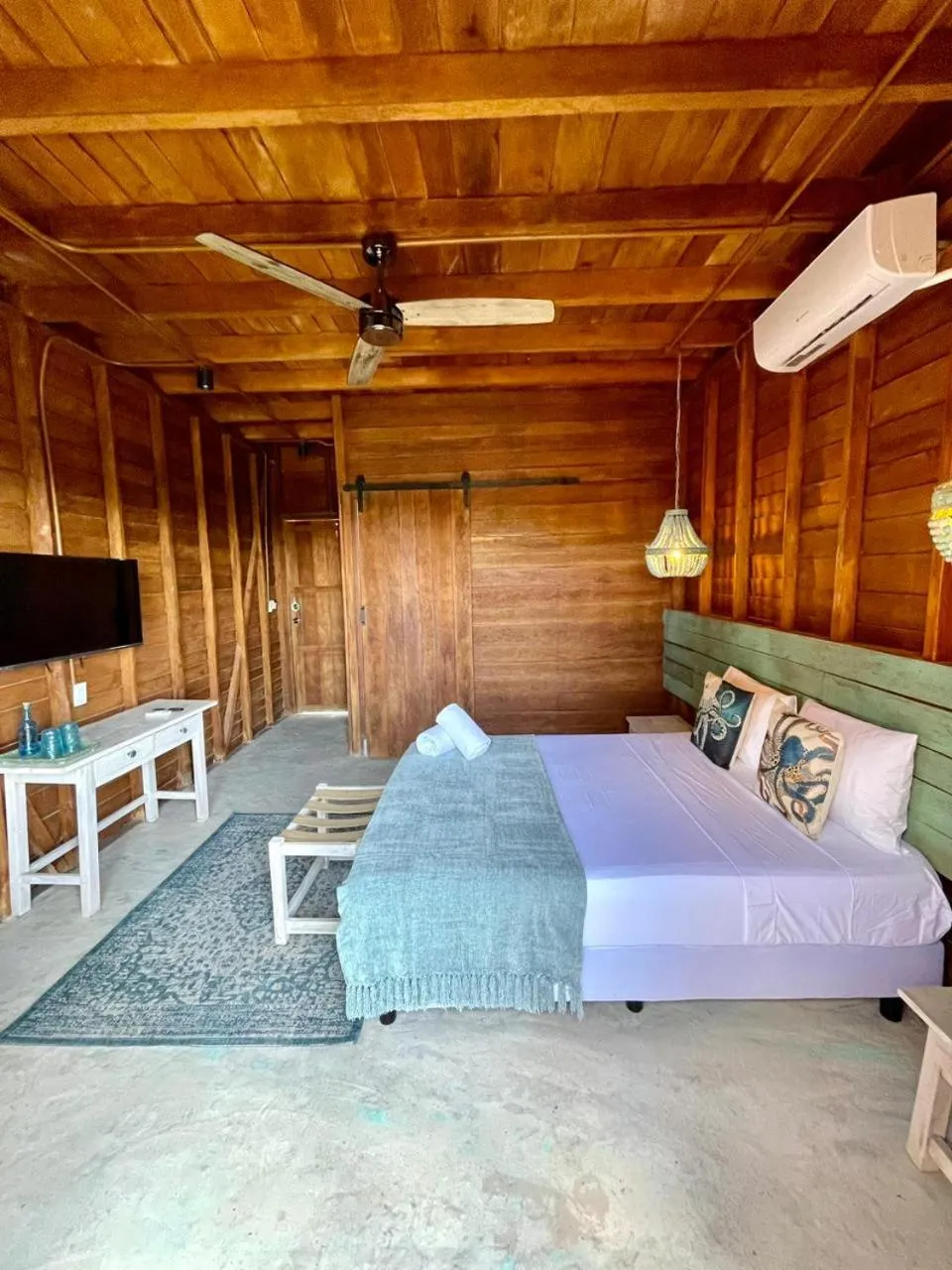Bed in Krak-Inn Holbox - Pet Friendly