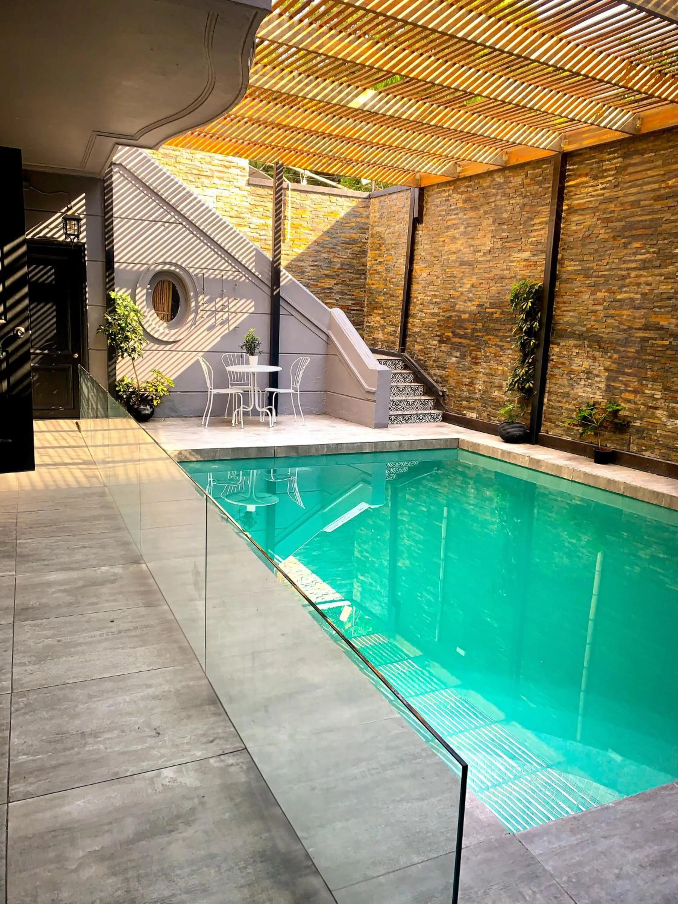 Pool view in Tremo Bellavista
