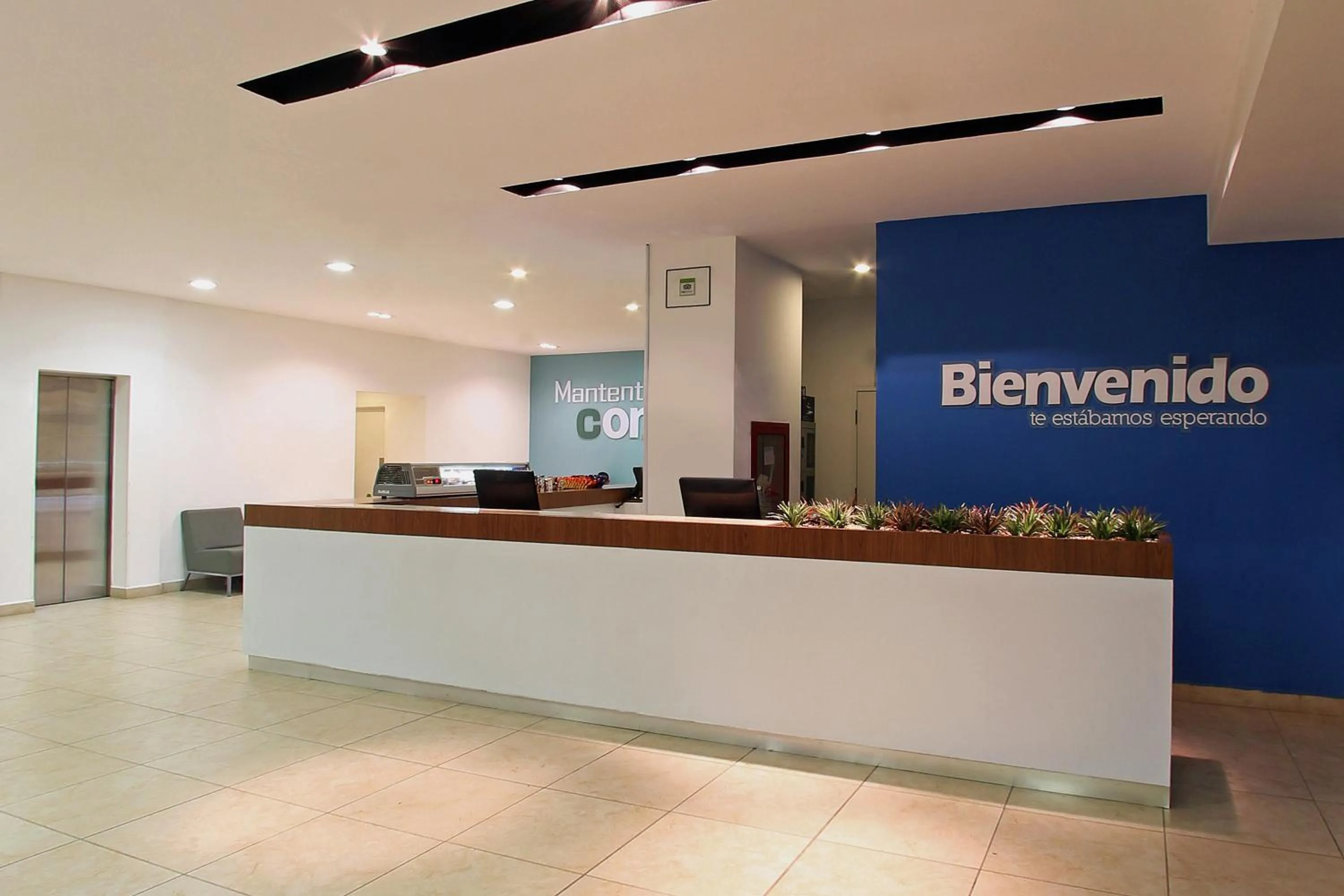 Lobby or reception in One Queretaro Aeropuerto