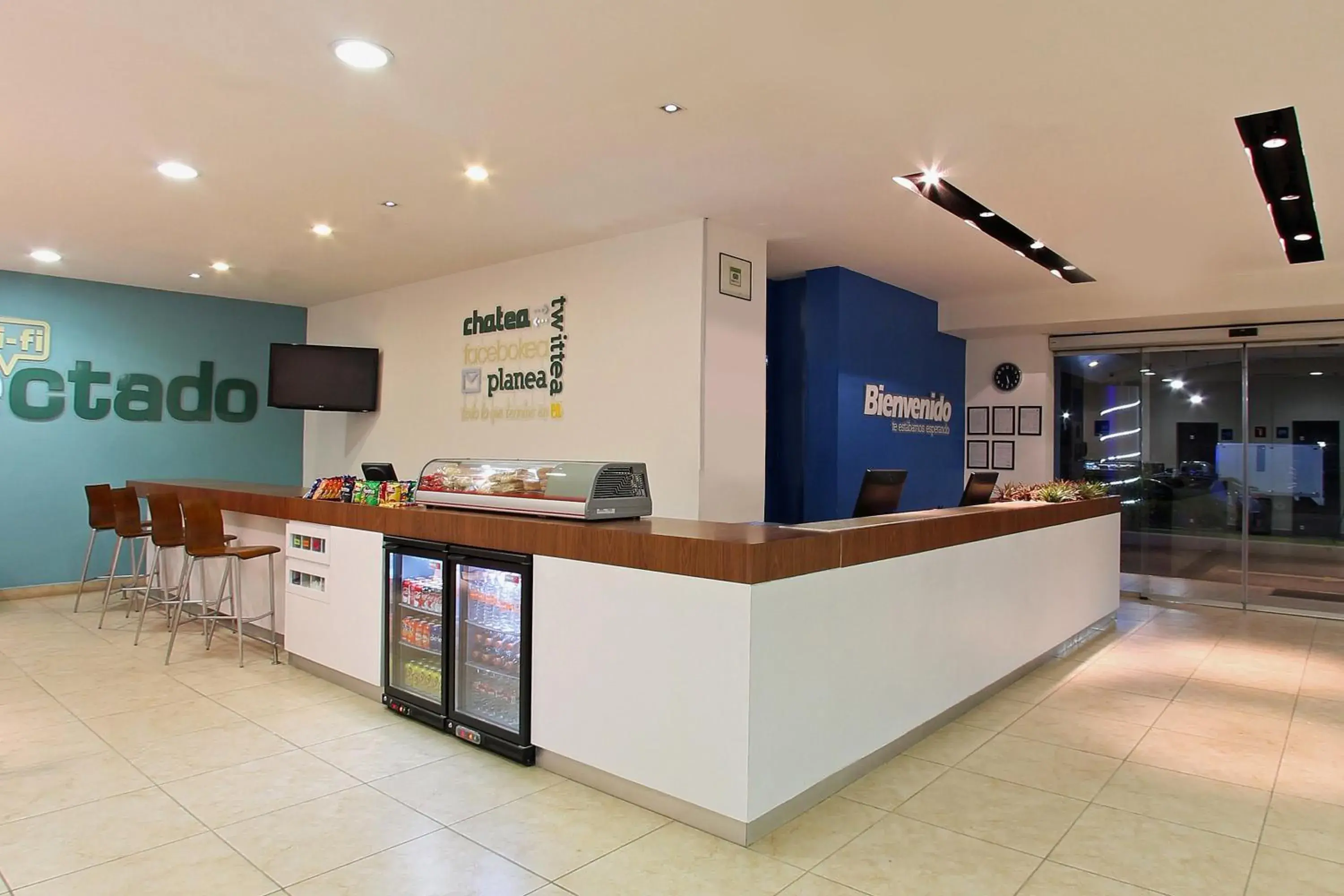 Lobby or reception in One Queretaro Aeropuerto Lobby or reception in One Queretaro Aeropuerto