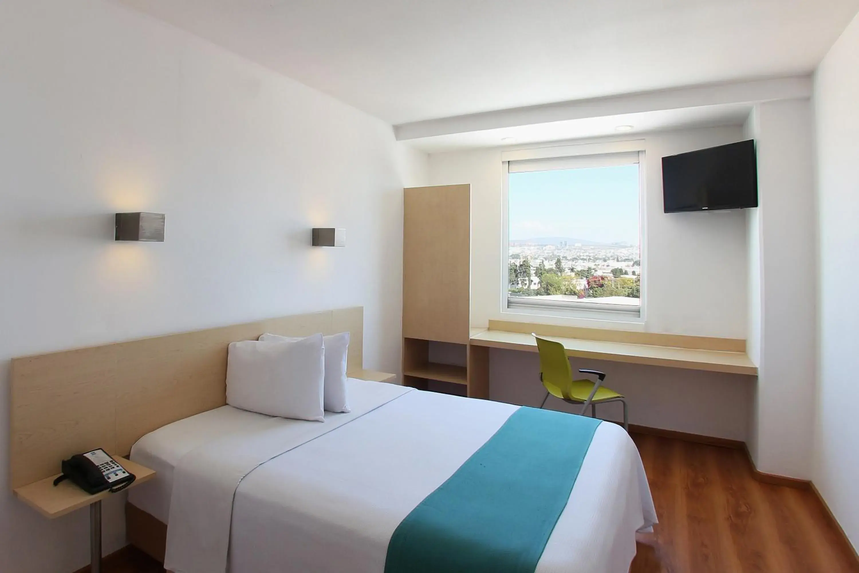 Bedroom, Bed in One Queretaro Plaza Galerias Bedroom, Bed in One Queretaro Plaza Galerias