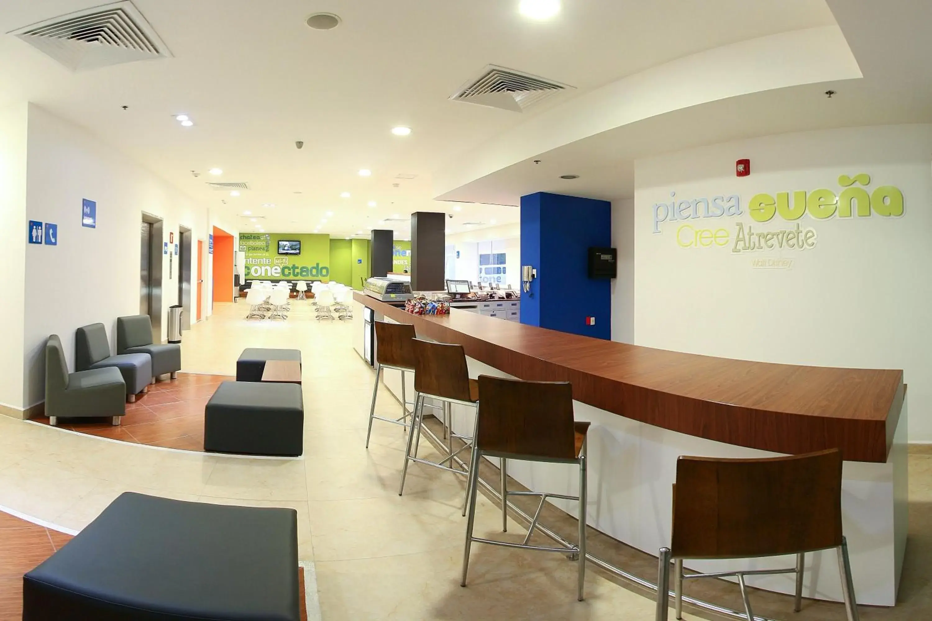 Lobby or reception in One Xalapa Las Animas Lobby or reception in One Xalapa Las Animas