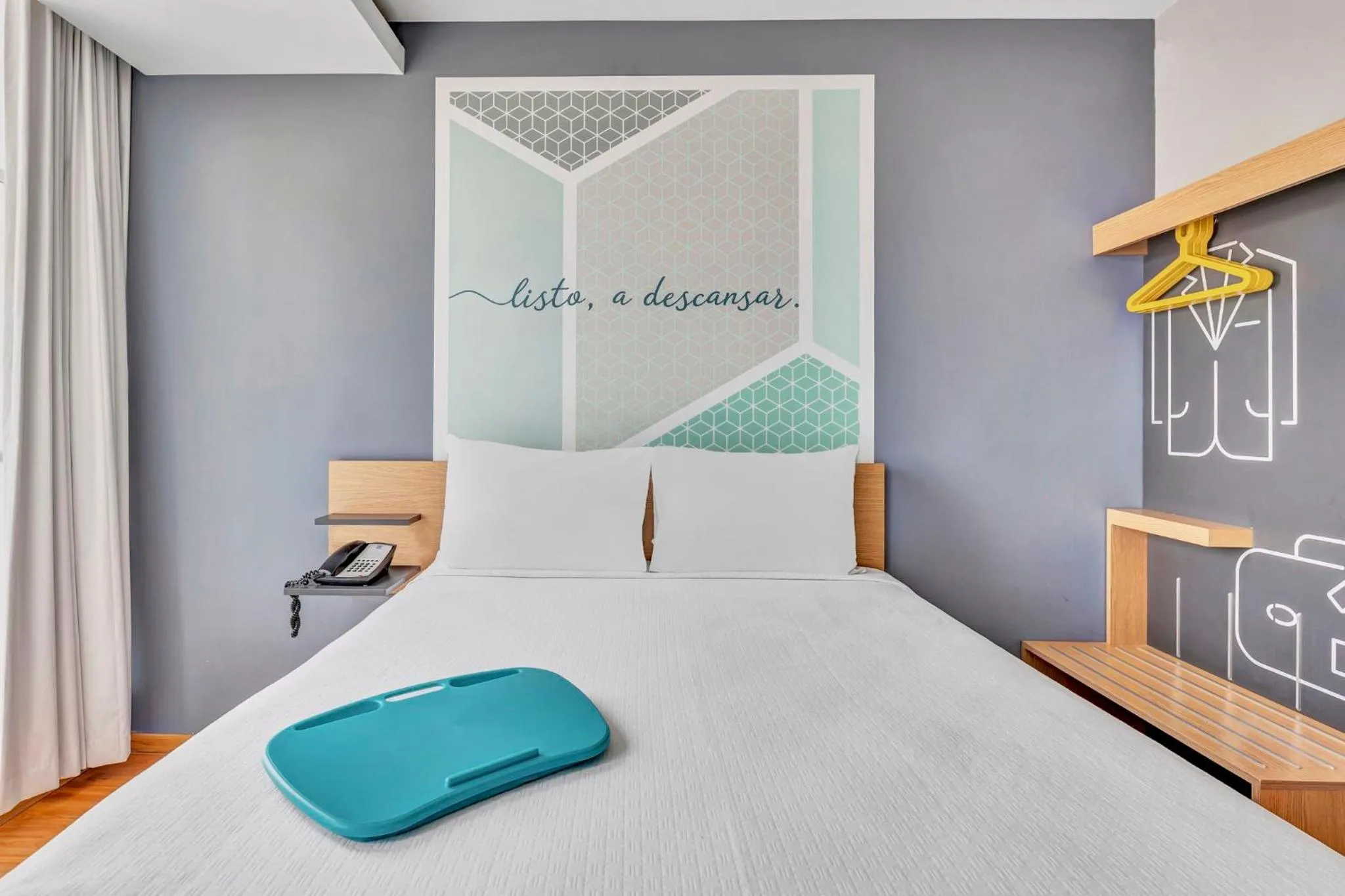 Photo of the whole room, Bed in One Ciudad de Mexico Alameda