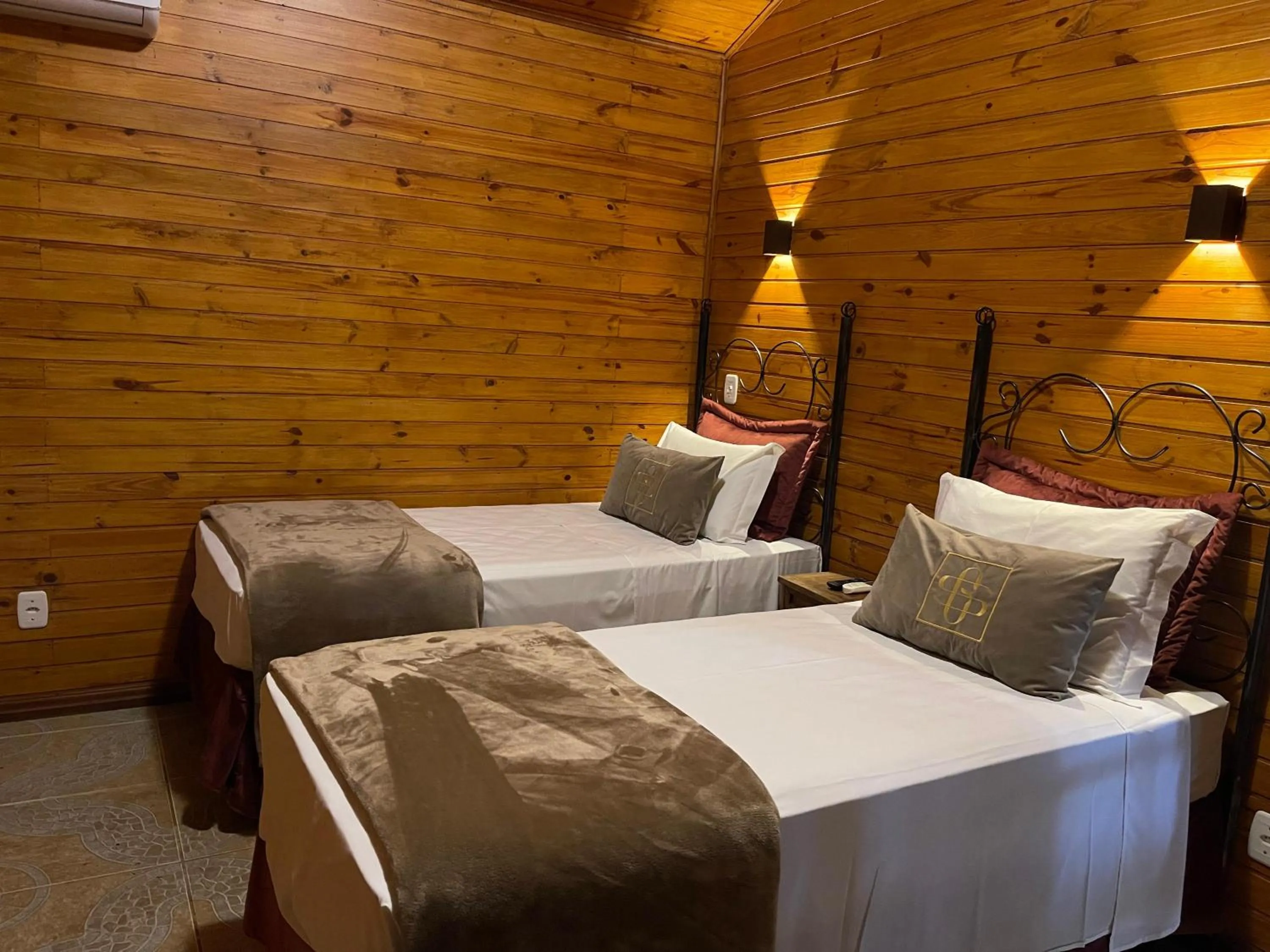 Bed in Hotel Cabanas Glamour
