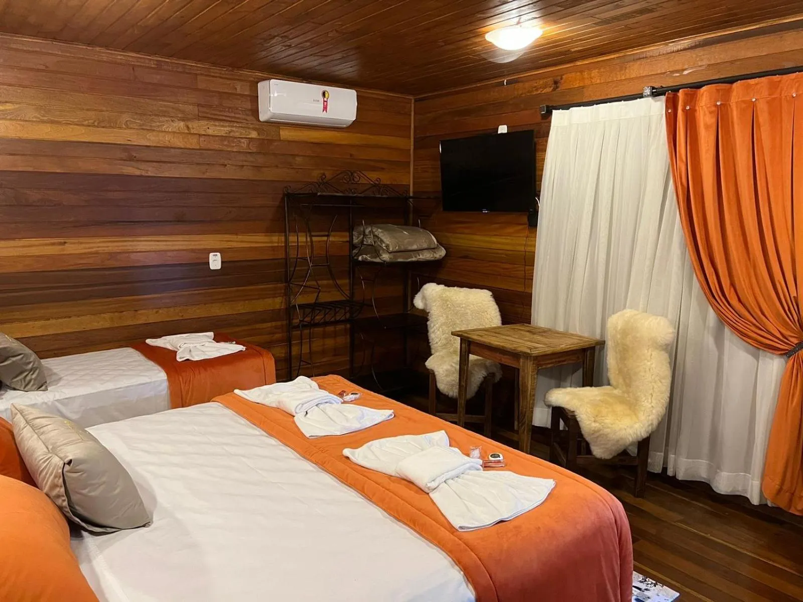 Bed in Hotel Cabanas Glamour