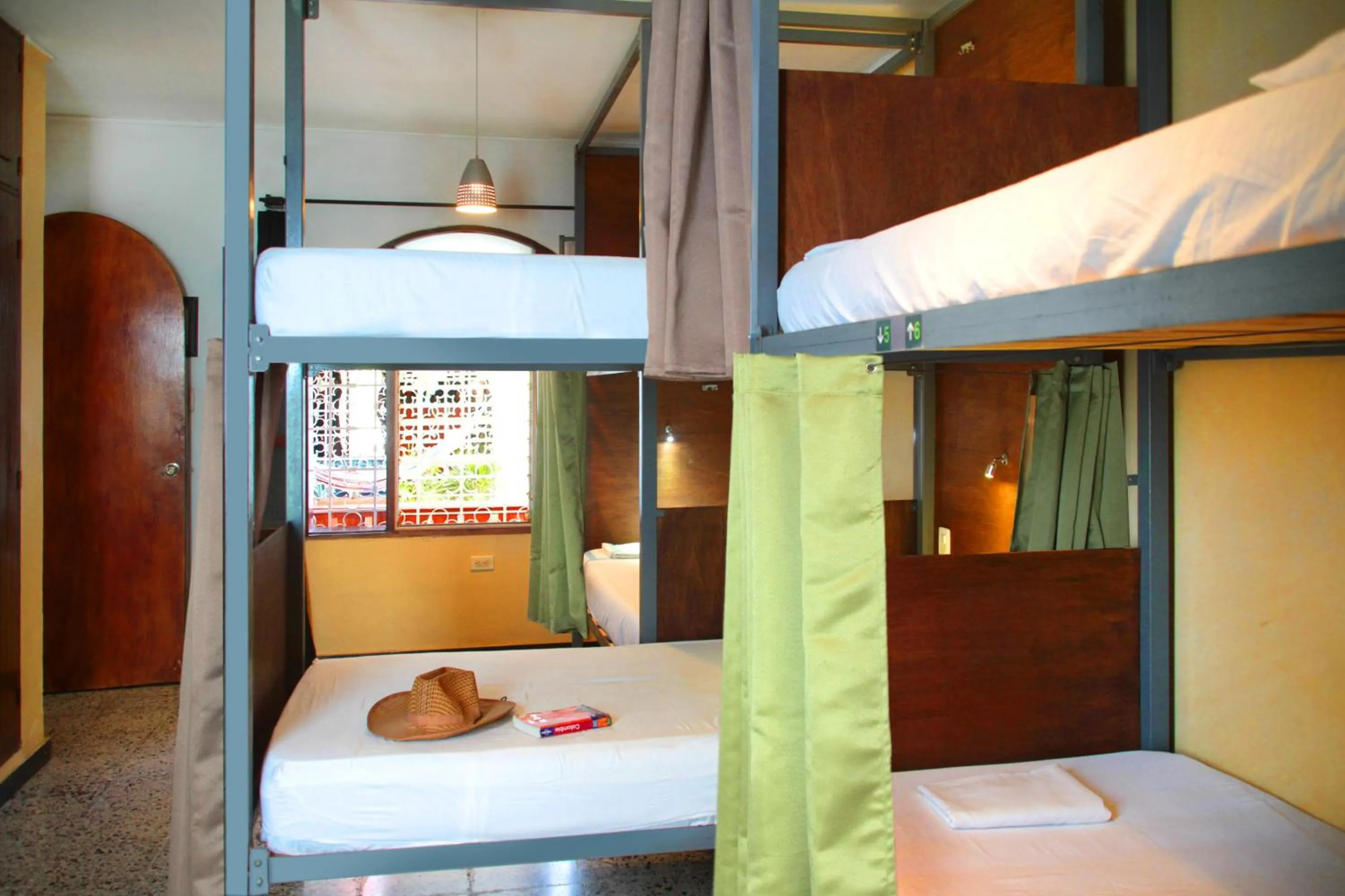 Decorative detail, Bed in La Guaca Hostel Santa Marta