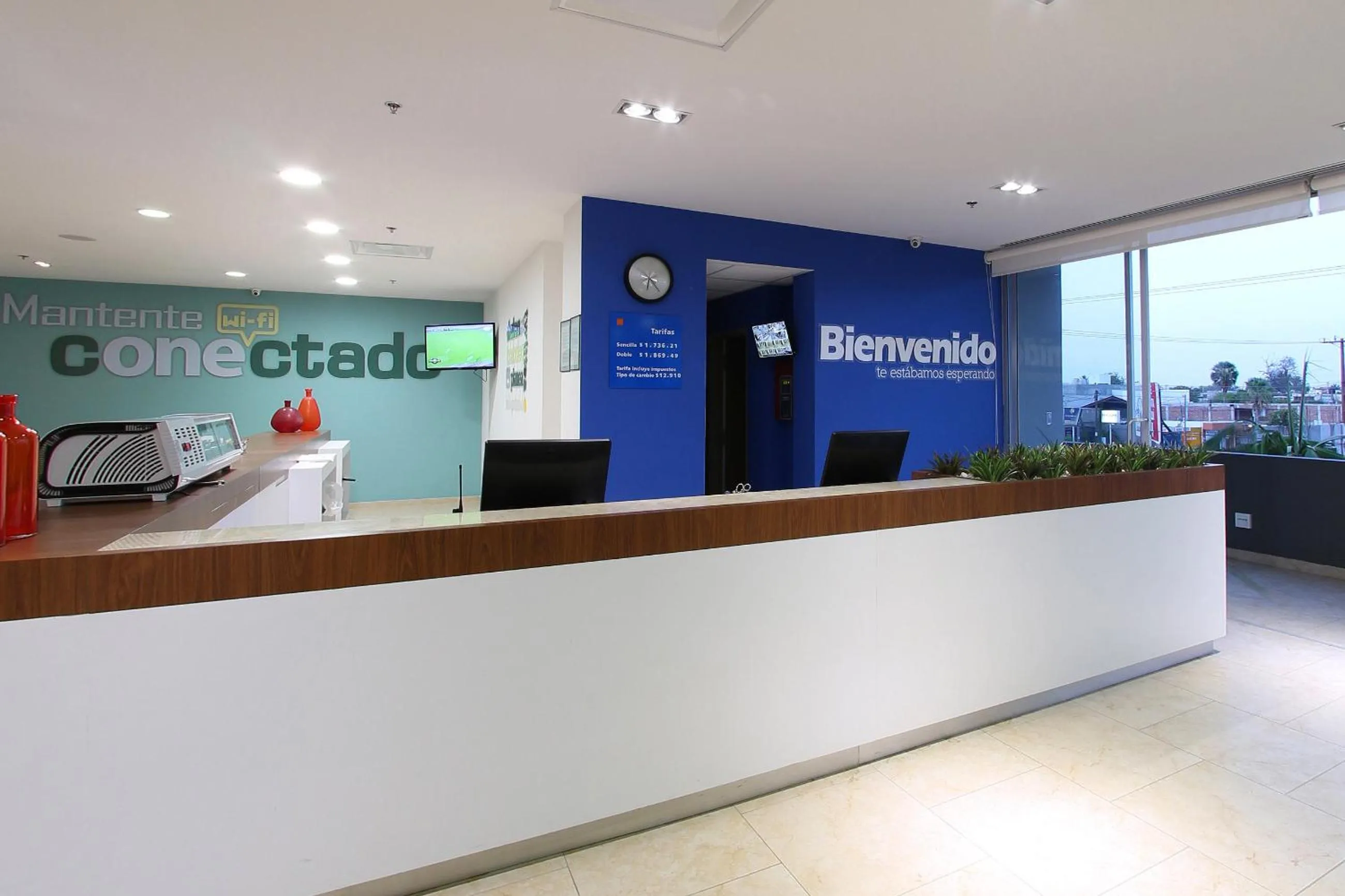 Lobby or reception in One La Paz