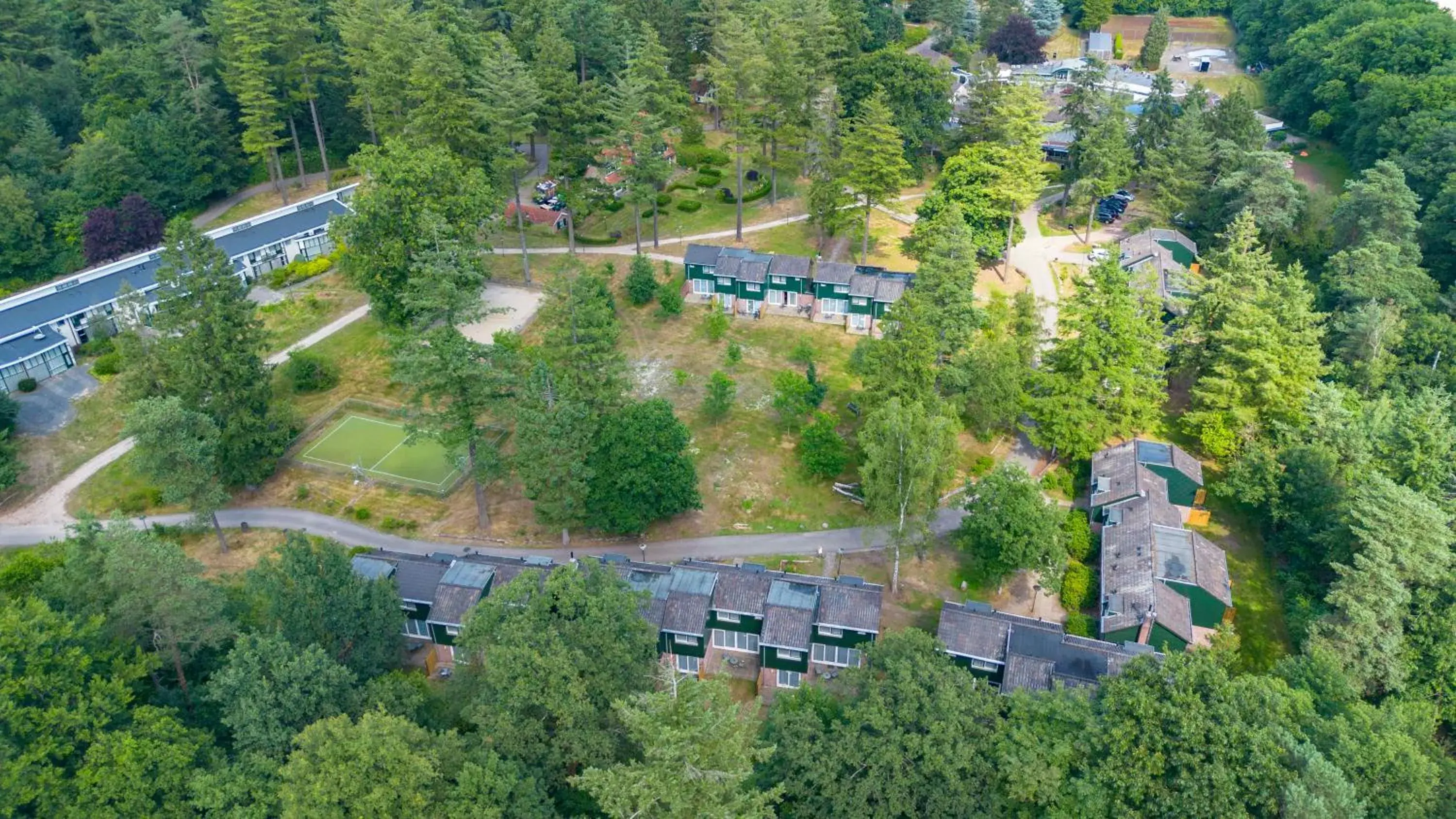 Property building in Fletcher Hotel Restaurant Victoria-Hoenderloo Property building in Fletcher Hotel Restaurant Victoria-Hoenderloo