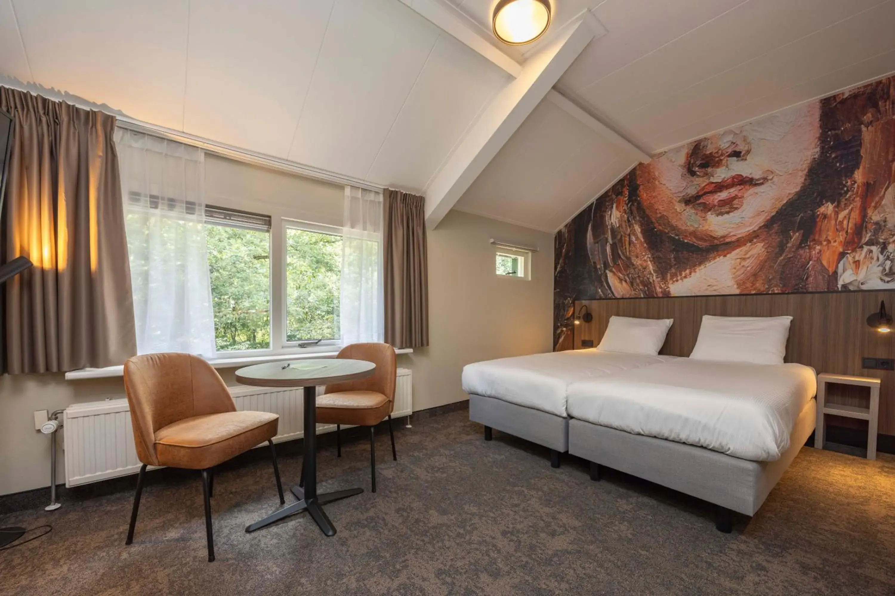 Bedroom, Bed in Fletcher Hotel Restaurant Victoria-Hoenderloo Bedroom, Bed in Fletcher Hotel Restaurant Victoria-Hoenderloo