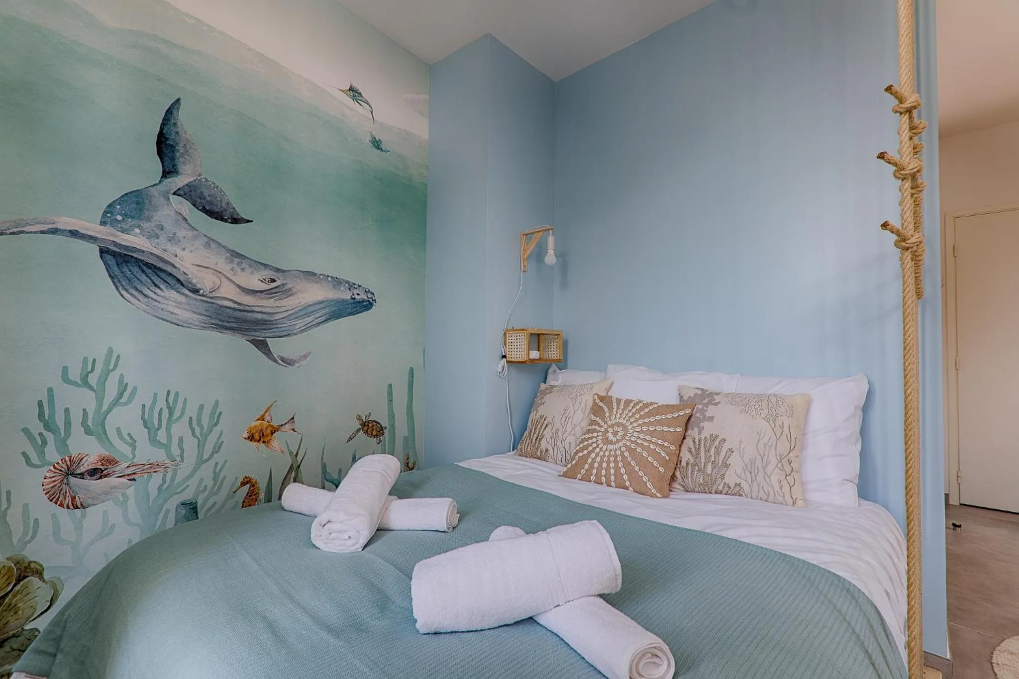 Decorative detail, Bed in La Bouverie