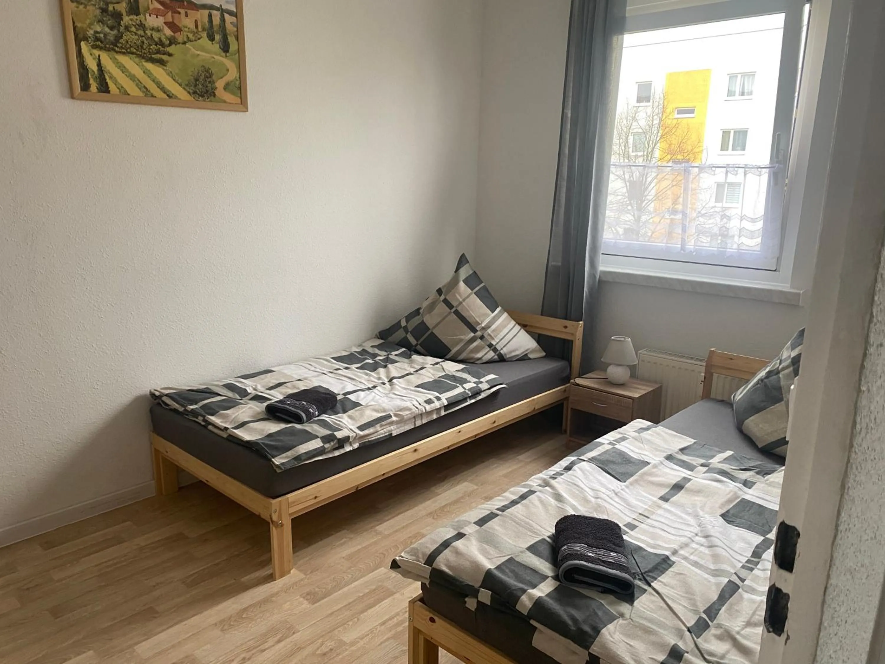 Neue Monteur und Handwerker in Magdeburg mit 3 Schlafzimmern 6 Personen BTR 174