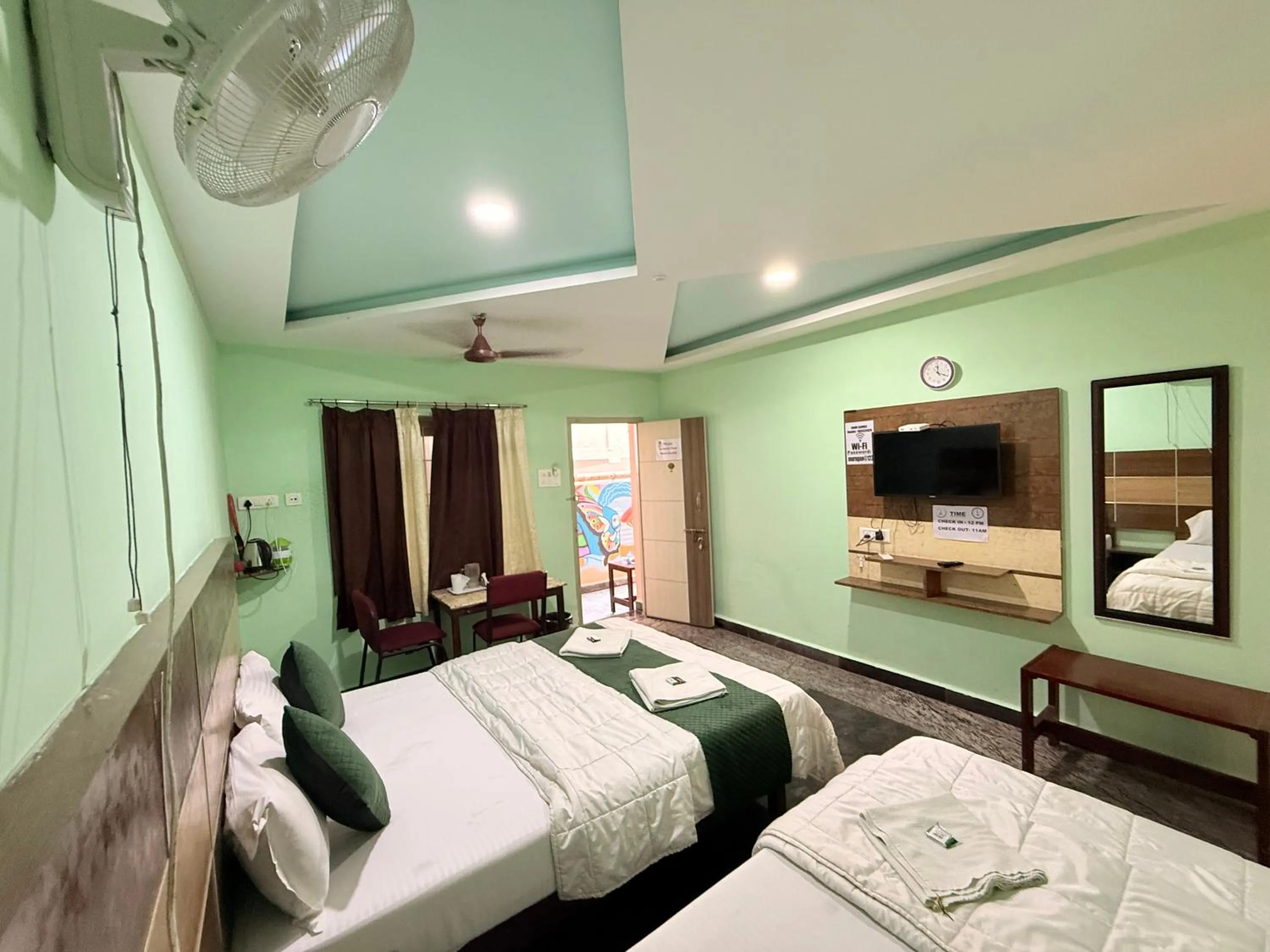 Bedroom, Bed in Sri Murugan Beach Paradise Hotel