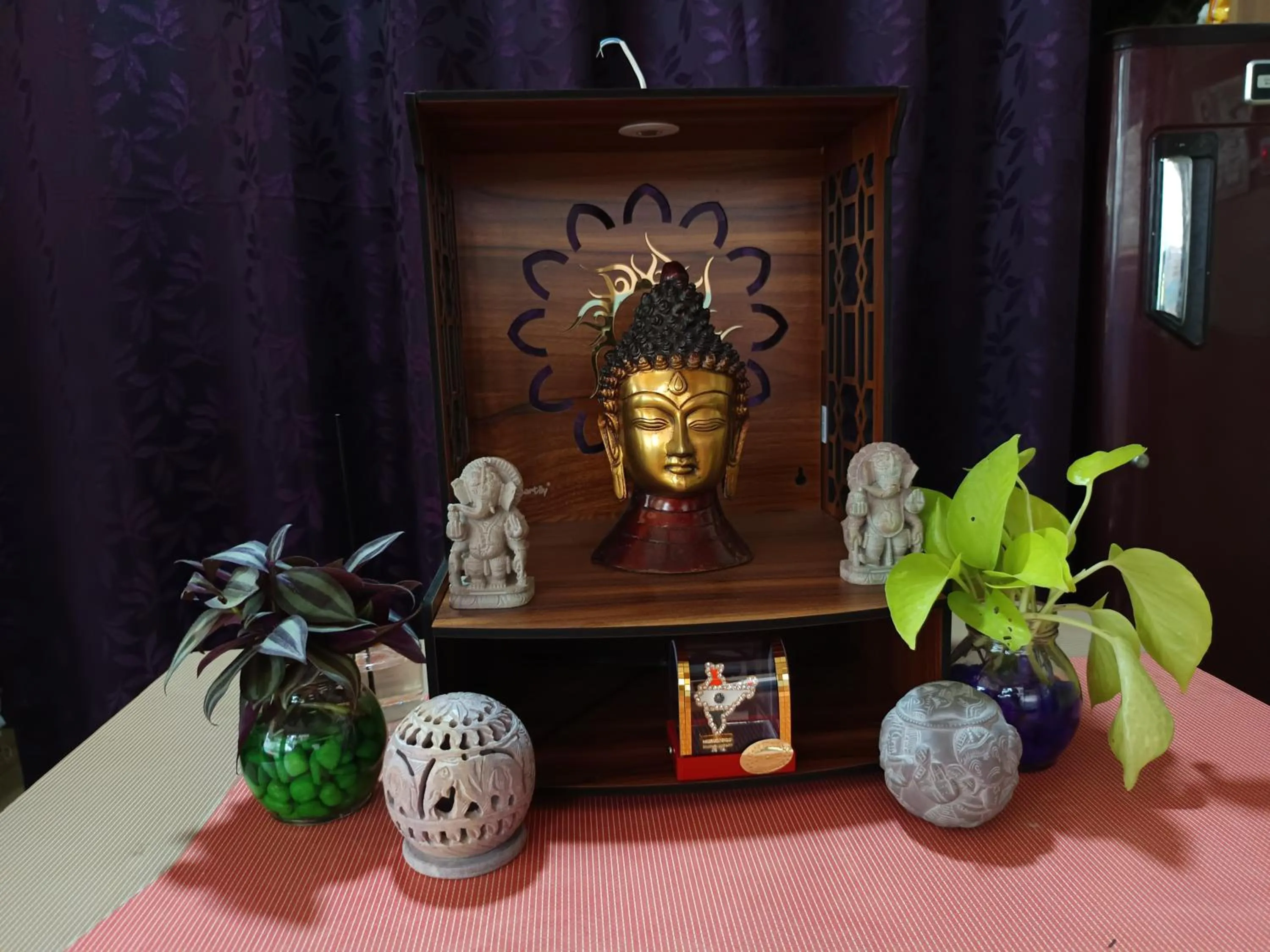 Decorative detail in Sri Murugan Beach Paradise Hotel